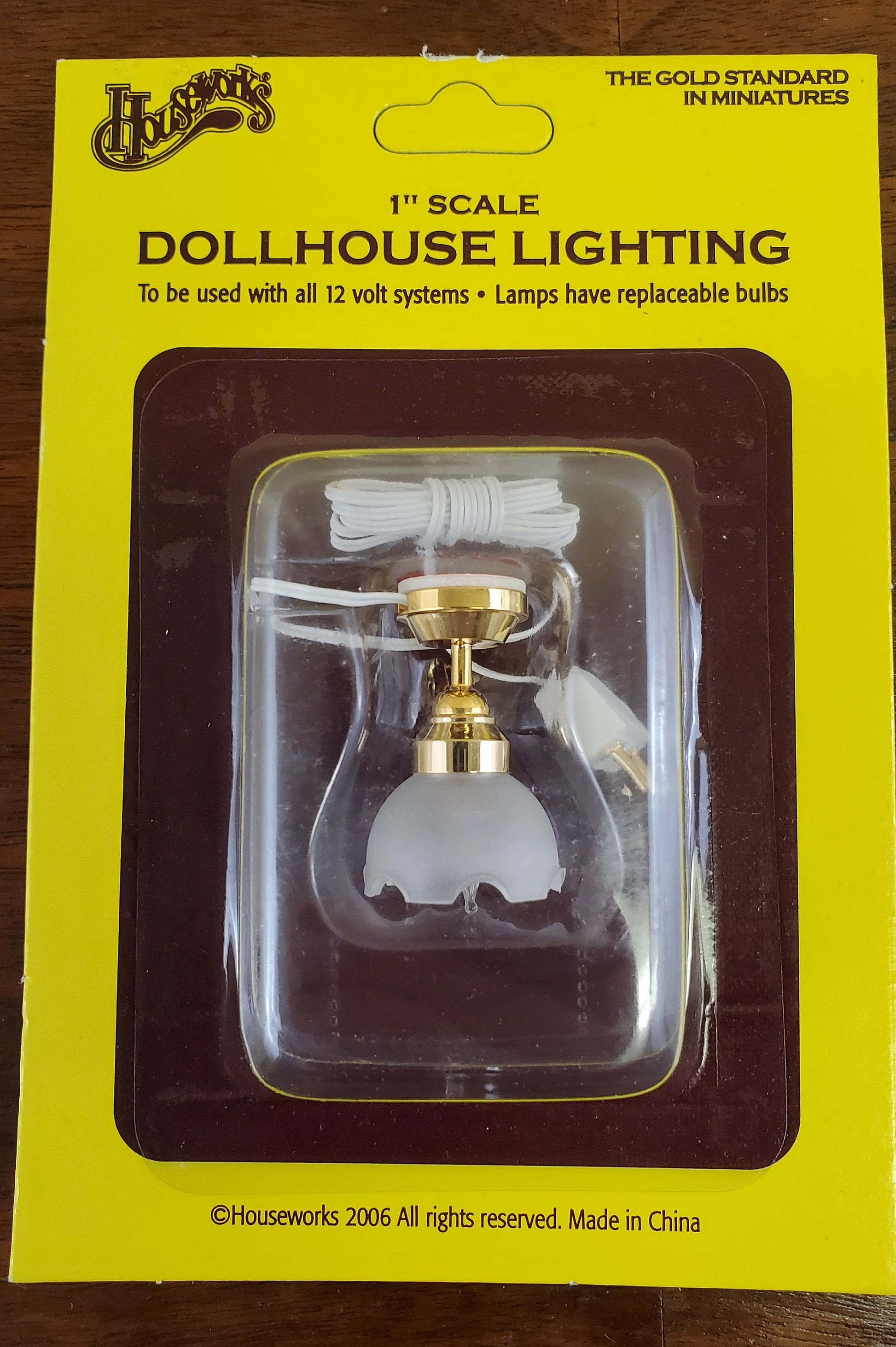Dollhouse Tulip Ceiling Light Hanging Electric 1:12 Scale 12 Volt with Plug