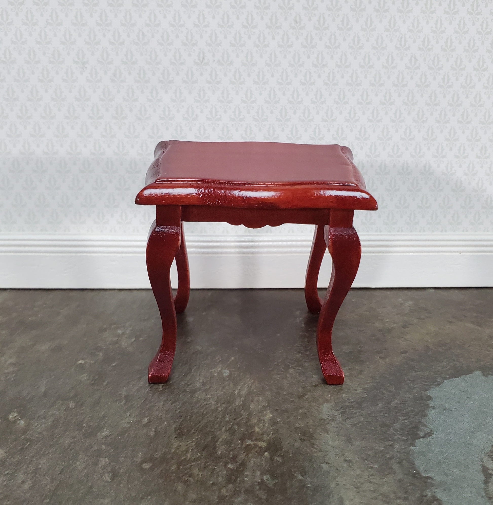 Dollhouse Side or End Table Curvy Top Mahogany Finish Fancy 1:12 Scale Miniature Wood Furniture