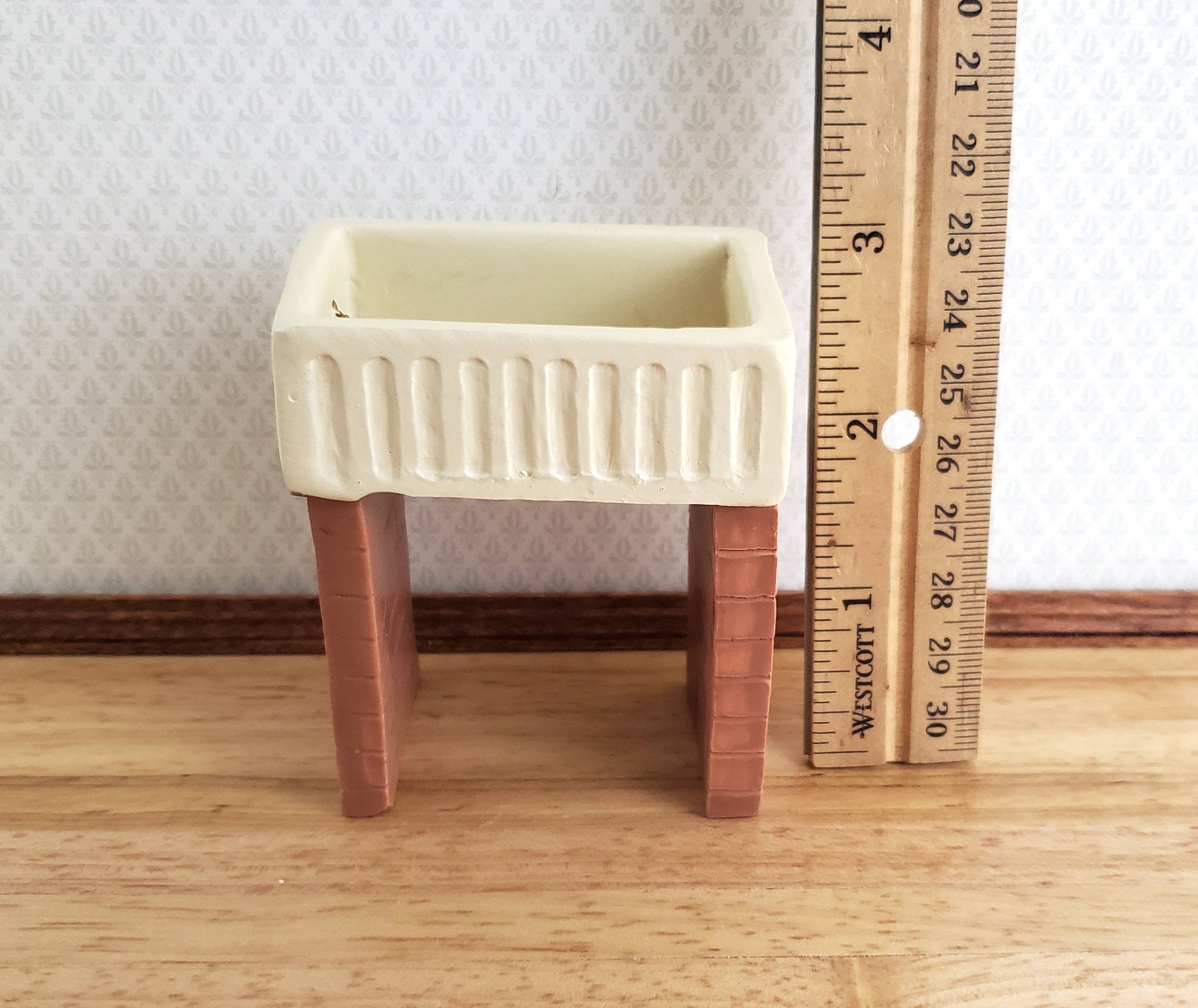 Dollhouse Scullery Utility Sink Vintage Style Resin 1:12 Scale
