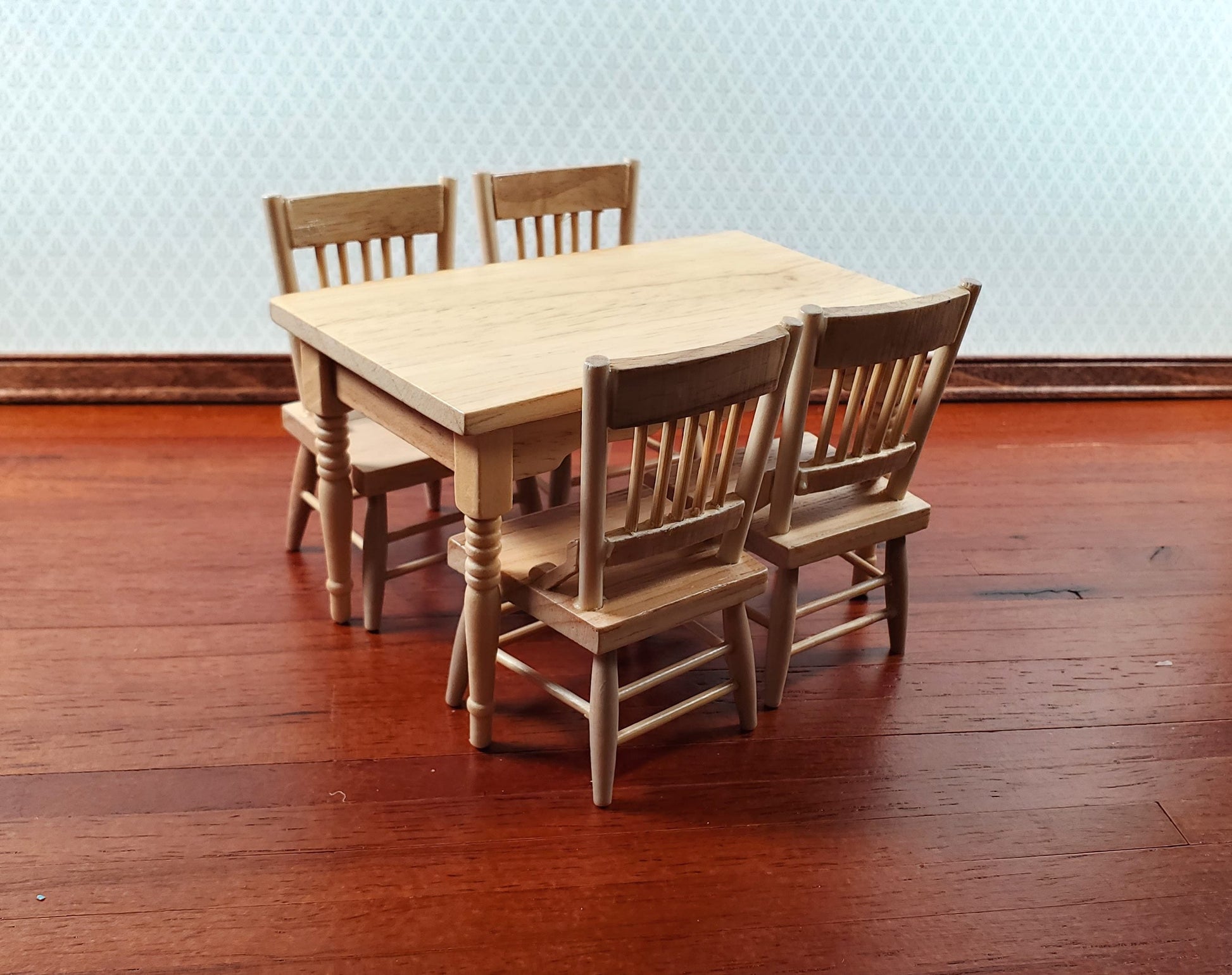 Dollhouse Kitchen Table & 4 Chairs Set Light Oak Finish 1:12 Scale Miniature Furniture
