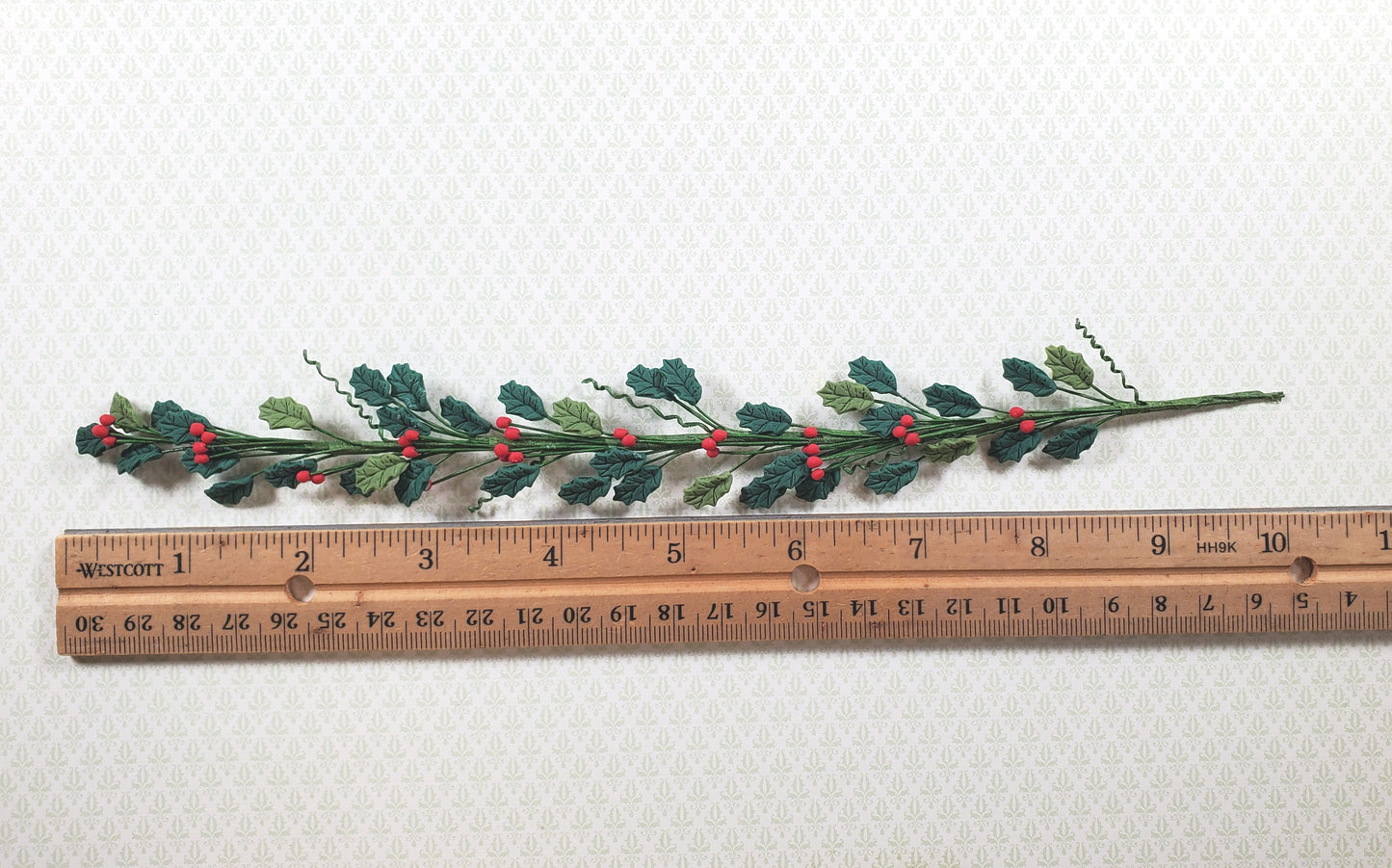 Dollhouse Holly and Red Berry Vine 1:12 Scale Miniature Garden Plants Flowers
