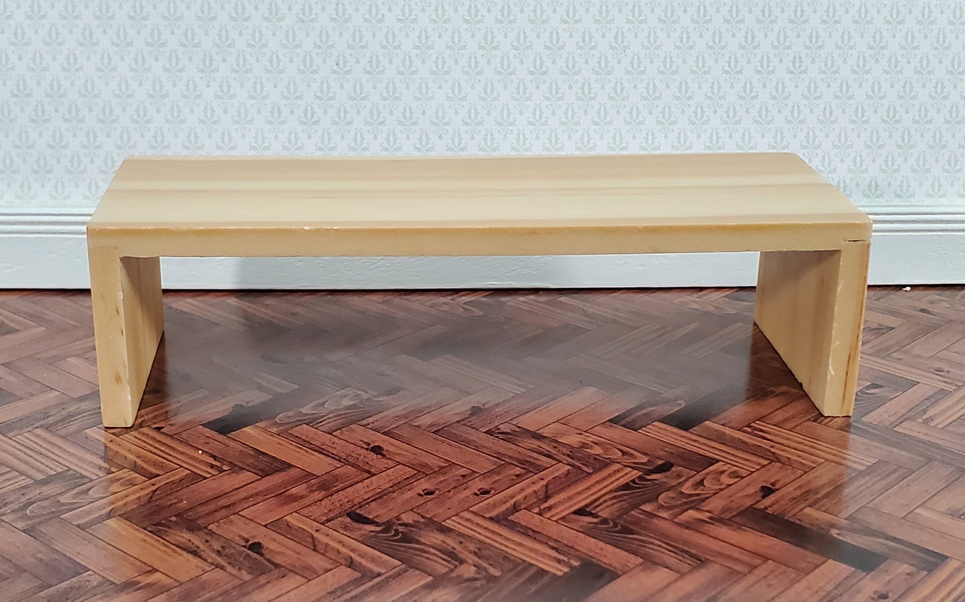 Dollhouse Modern Coffee Table Light Oak Finish 1:12 Scale Miniature Furniture