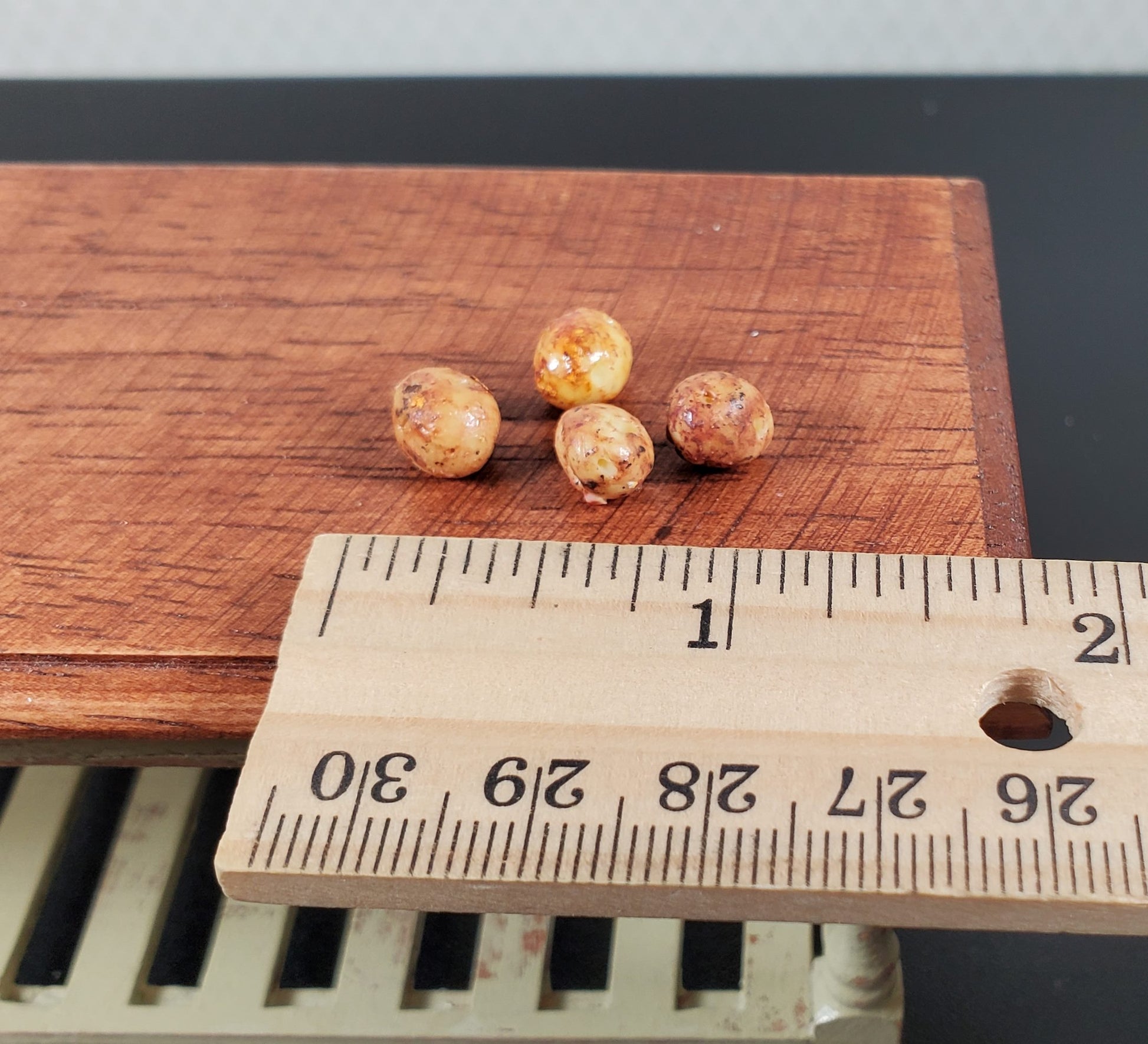 Dollhouse Russet Potatoes 4 Pieces 1:12 Scale Miniature Food Handmade