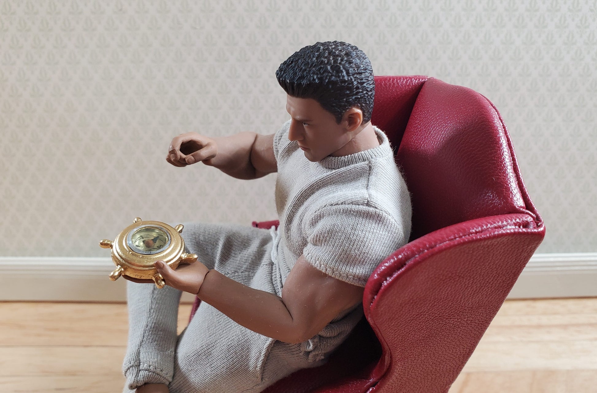 Dollhouse Miniature Ship Wheel Compass Gold Metal Lighthouse Prop