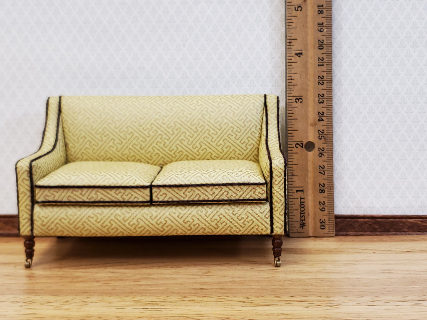 JBM Dollhouse Sofa Couch Retro Style Pale Yellow/Cream 1:12 Scale Miniature Furniture
