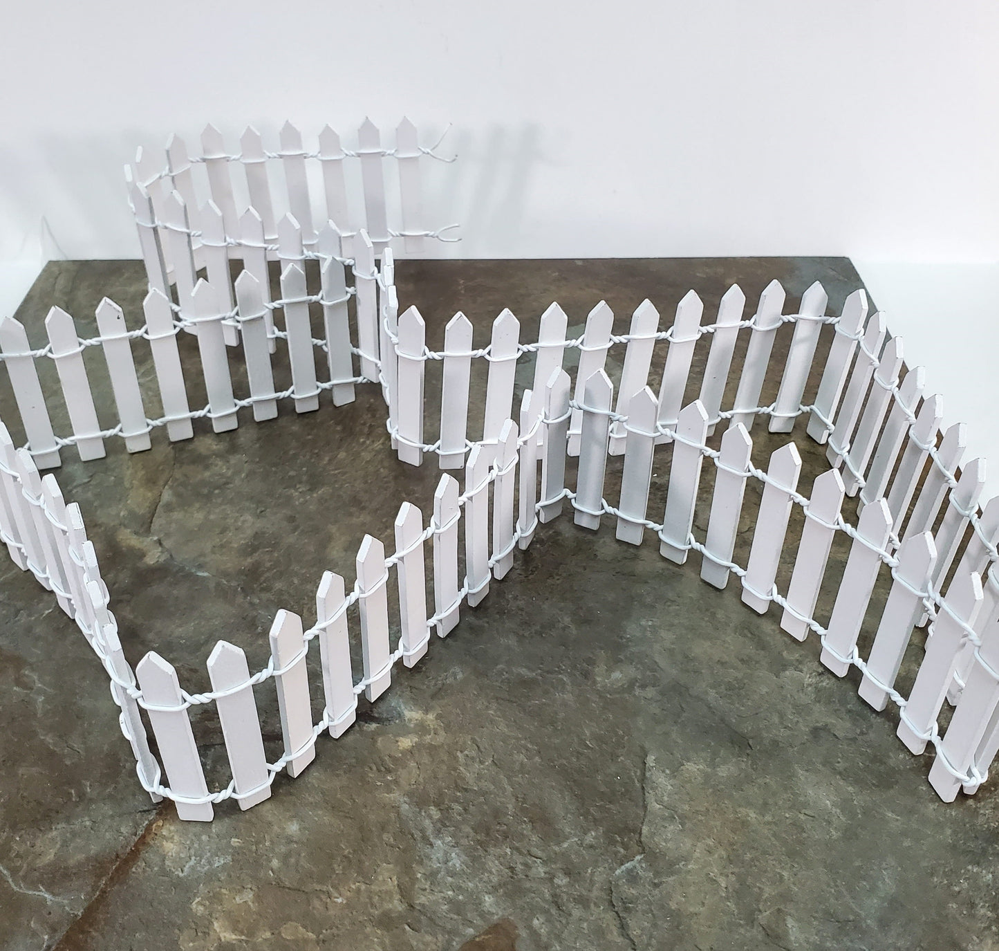 Miniature Fencing White Picket Fence Wood & Metal 100 cm x 5 cm tall Bendable
