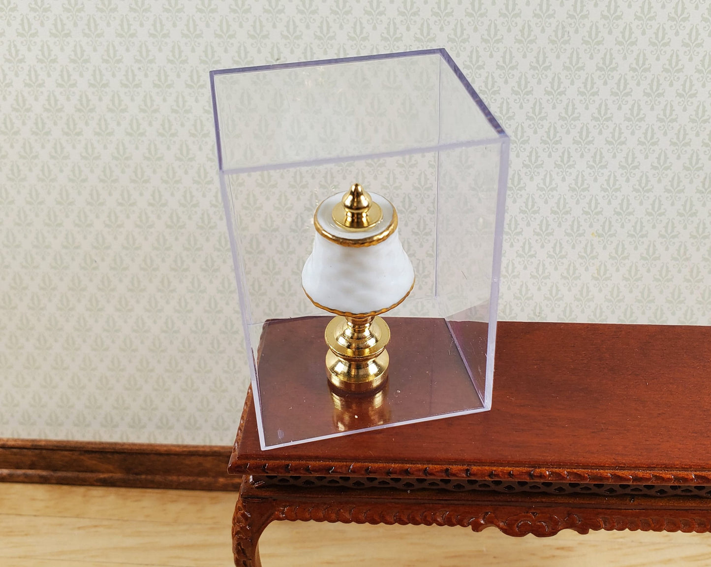 Dollhouse Small Lamp Non-Working White Gold Reutter Porcelain 1:12 Scale