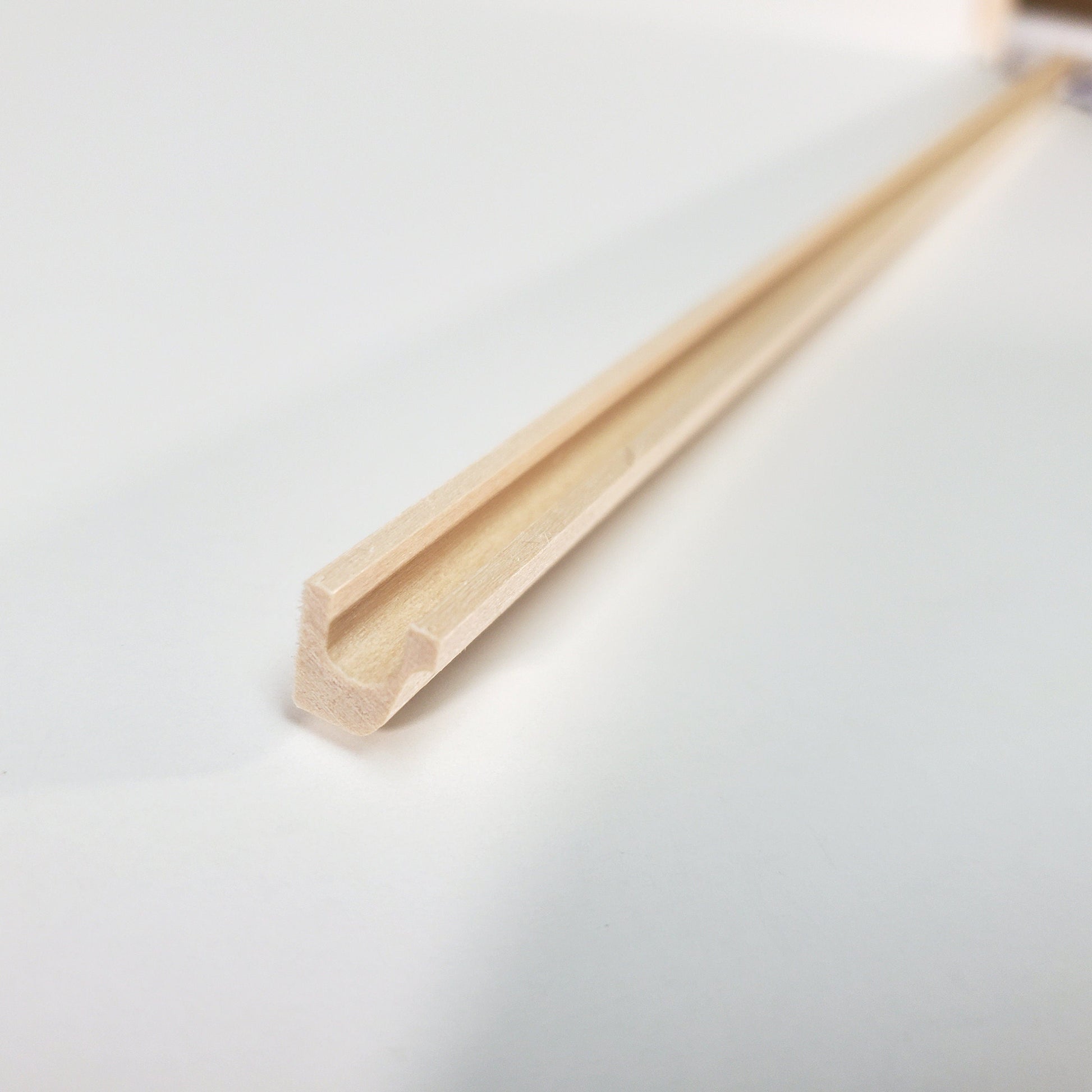 Dollhouse Rain Gutter Trim Molding Miniature Building 3/8" x 18" NE956