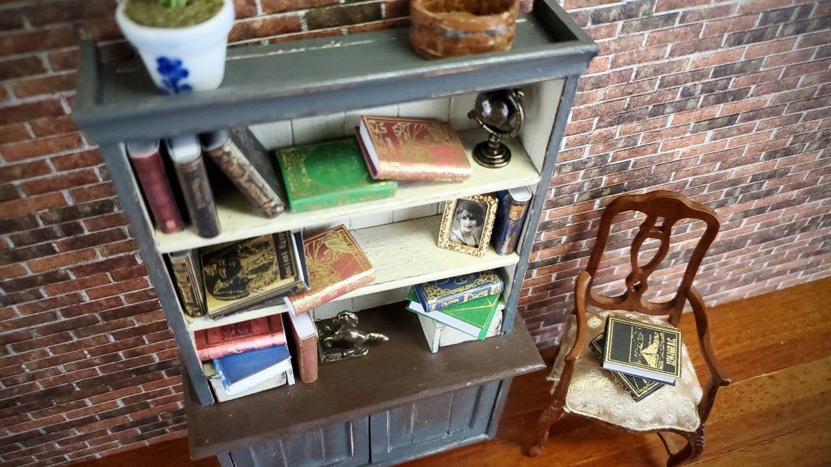 Dollhouse Miniature Book Set x10 Sherlock Holmes 1:12 Scale (blank inside)