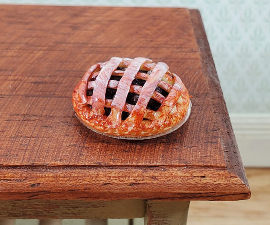 Dollhouse Blueberry Pie in Metal Tin 1:12 Scale Miniature Kitchen Food Bakery