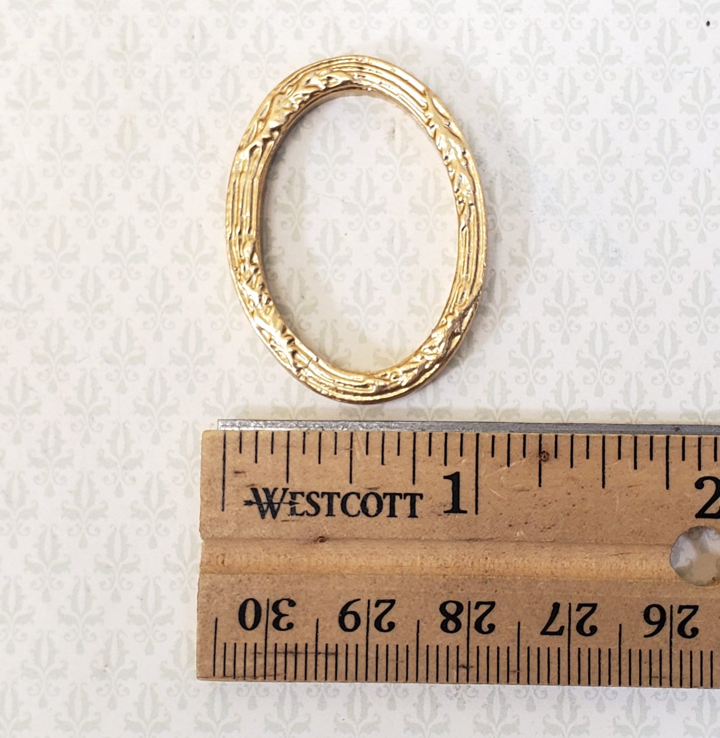 Dollhouse Oval Picture Frame Gold for Paintings Small Size Miniature