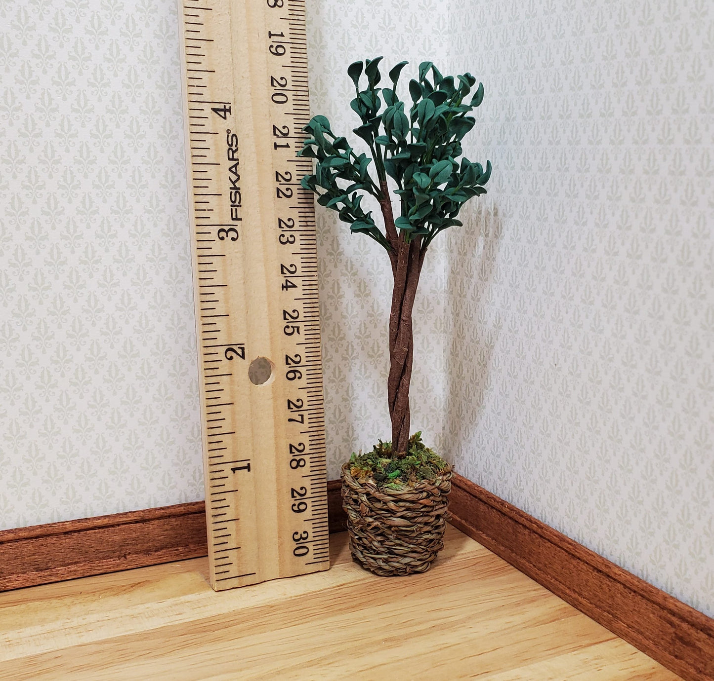 Dollhouse Medium Ficus Tree Houseplant in Woven Basket 1:12 Scale Miniature