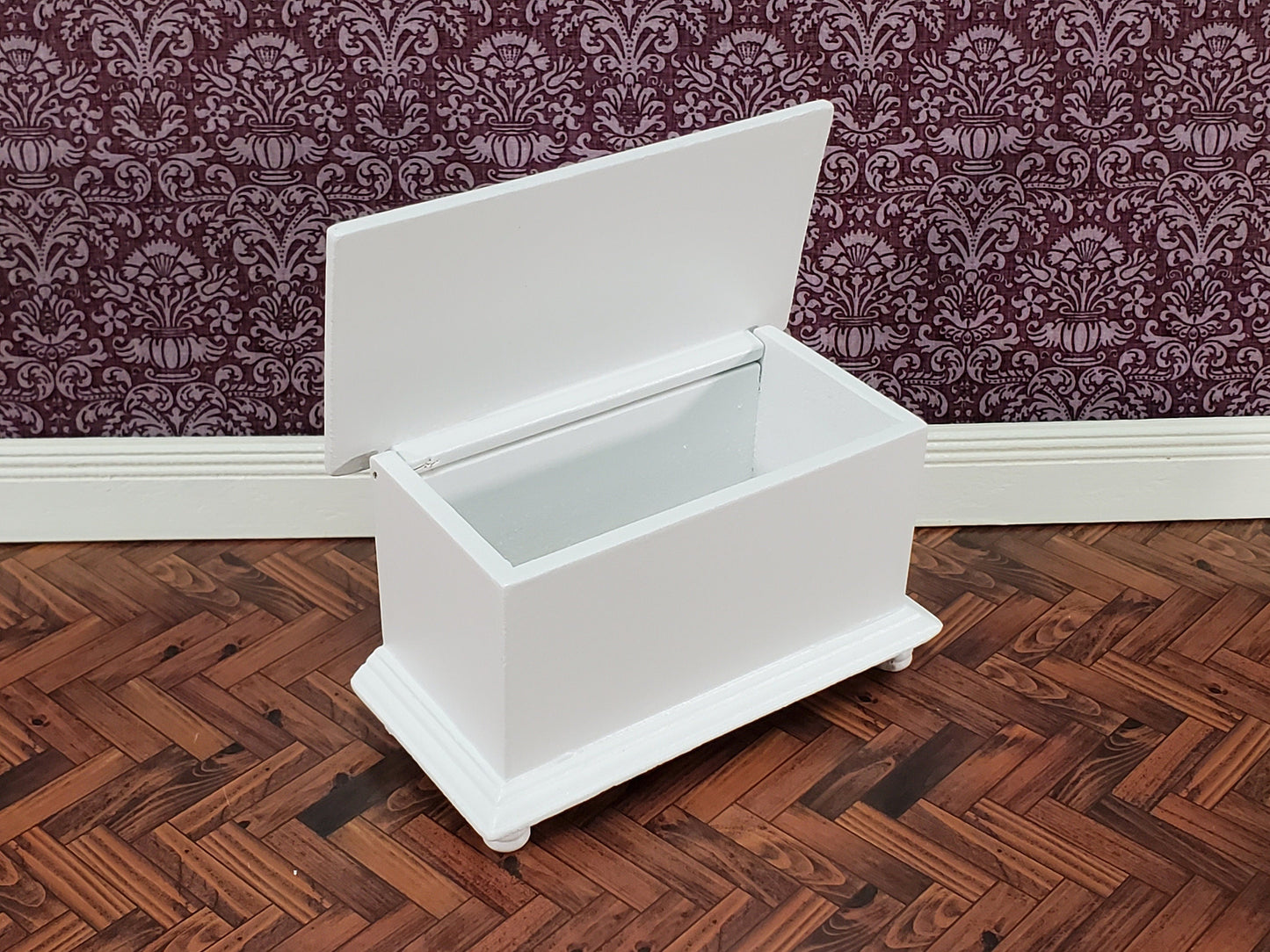 Dollhouse Wood Blanket Trunk or Toy Chest White Finish 1:12 Scale Miniature Furniture