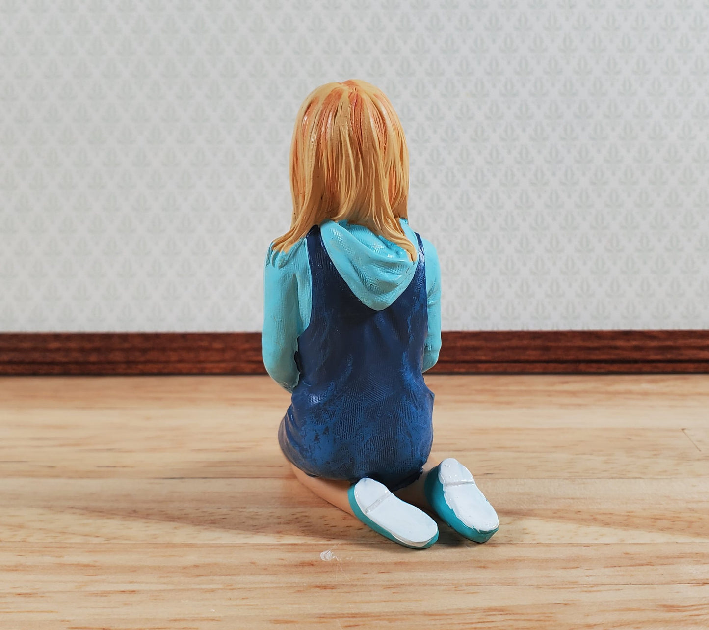 Modern Dollhouse Doll Young Girl Daughter Sitting on Knees 1:12 Scale "Jessie"