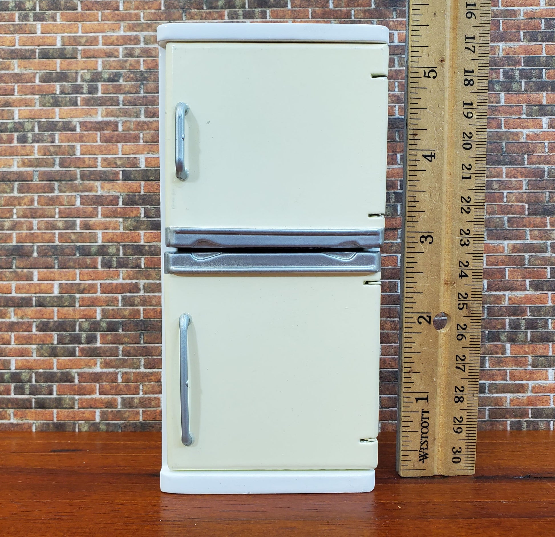 Dollhouse Refrigerator 2 Door Fridge Cream & White Retro Style 1:12 Scale Wood Furniture