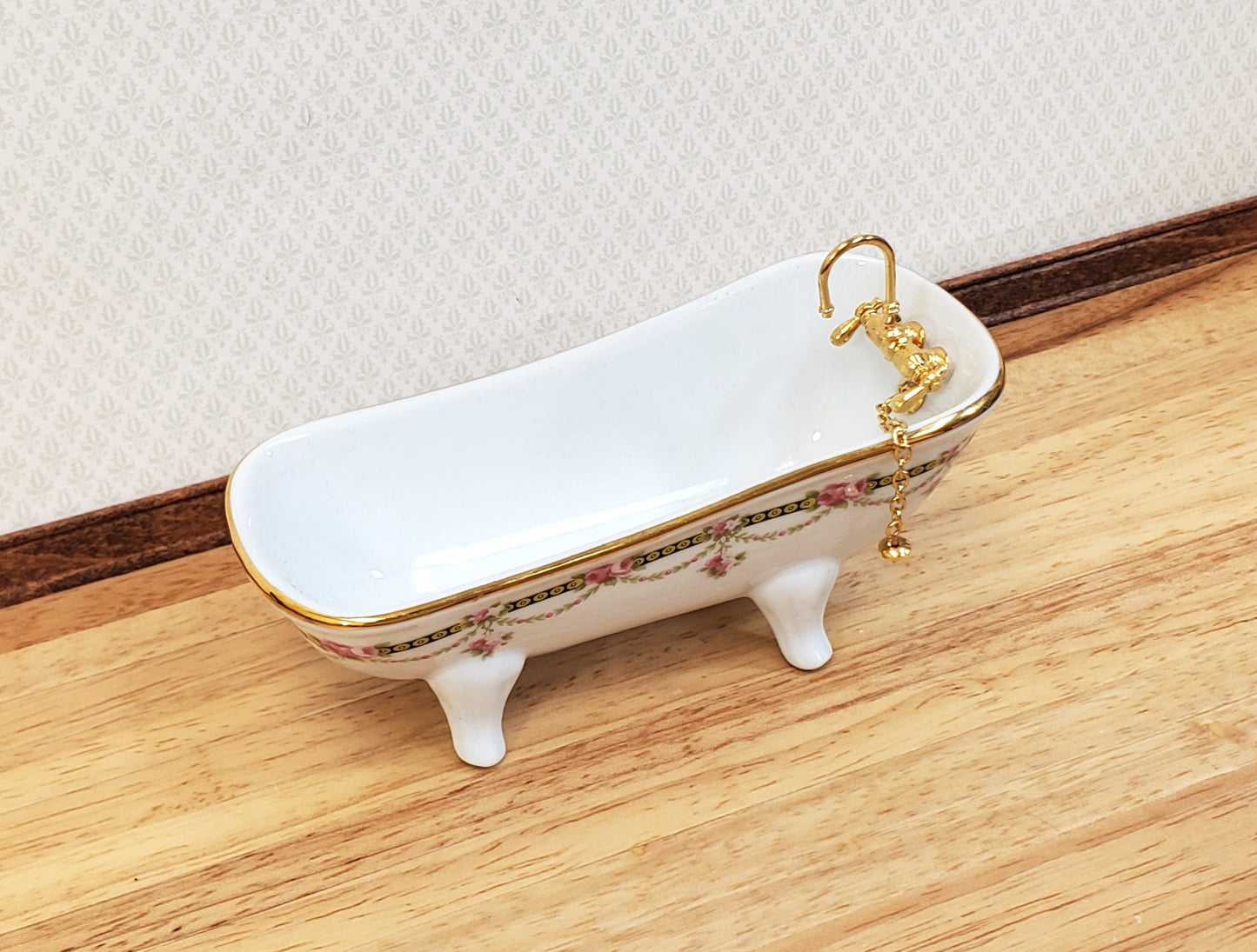 Dollhouse Bath Bathtub Victorian Rose Pattern by Reutter Porcelain 1:12 Scale