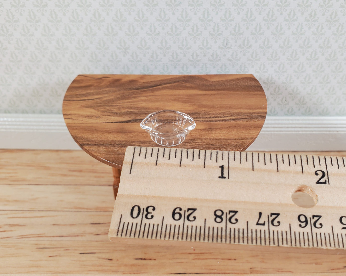 Dollhouse 1:24 Half Scale Serving Dish Crimped Bowl Clear Glass Miniatures