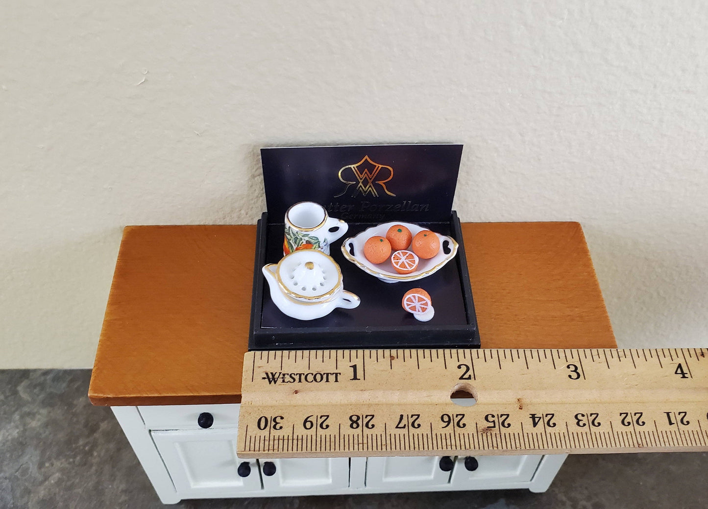 Dollhouse Orange Juice Juicing Set Reutter Porcelain Dishes 1:12 Scale Miniature