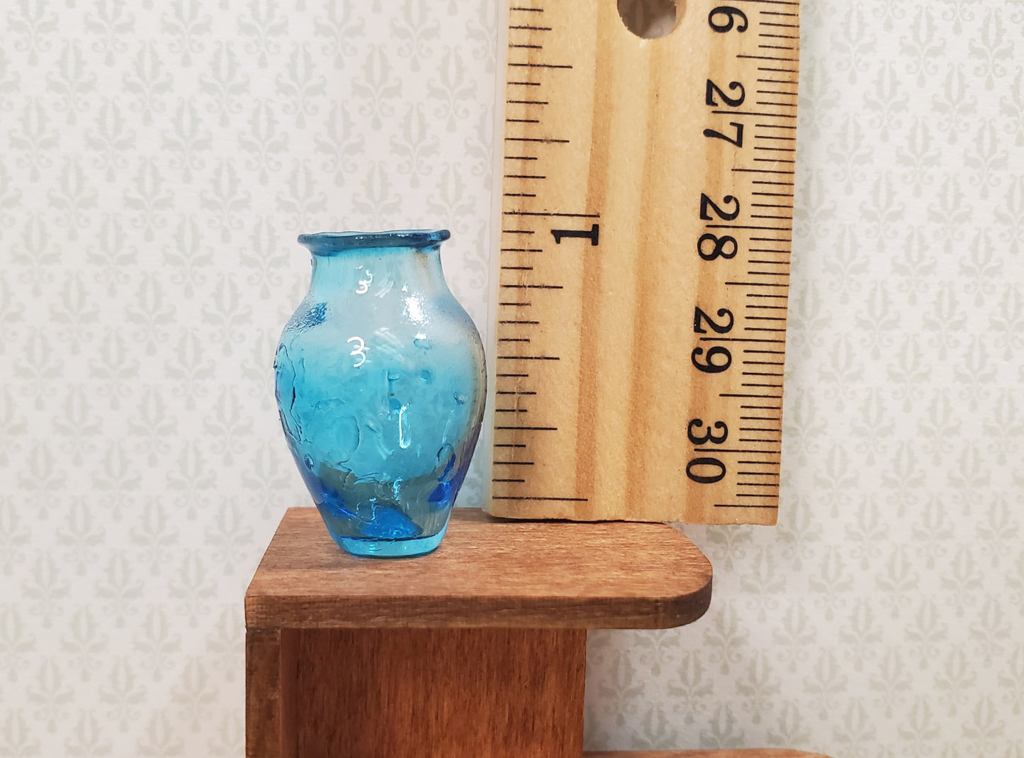 Dollhouse Aqua Glass Vase 1:12 Scale Miniature Decoration Flowers Color Defect