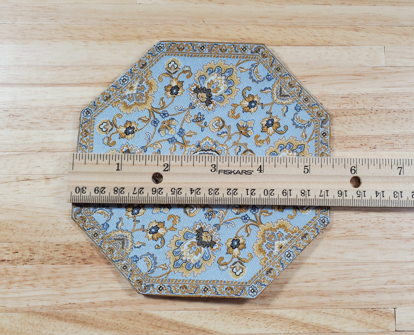 Dollhouse Fabric Rug Octagon Gray & Gold 1:12 Scale Miniature 5 1/2"
