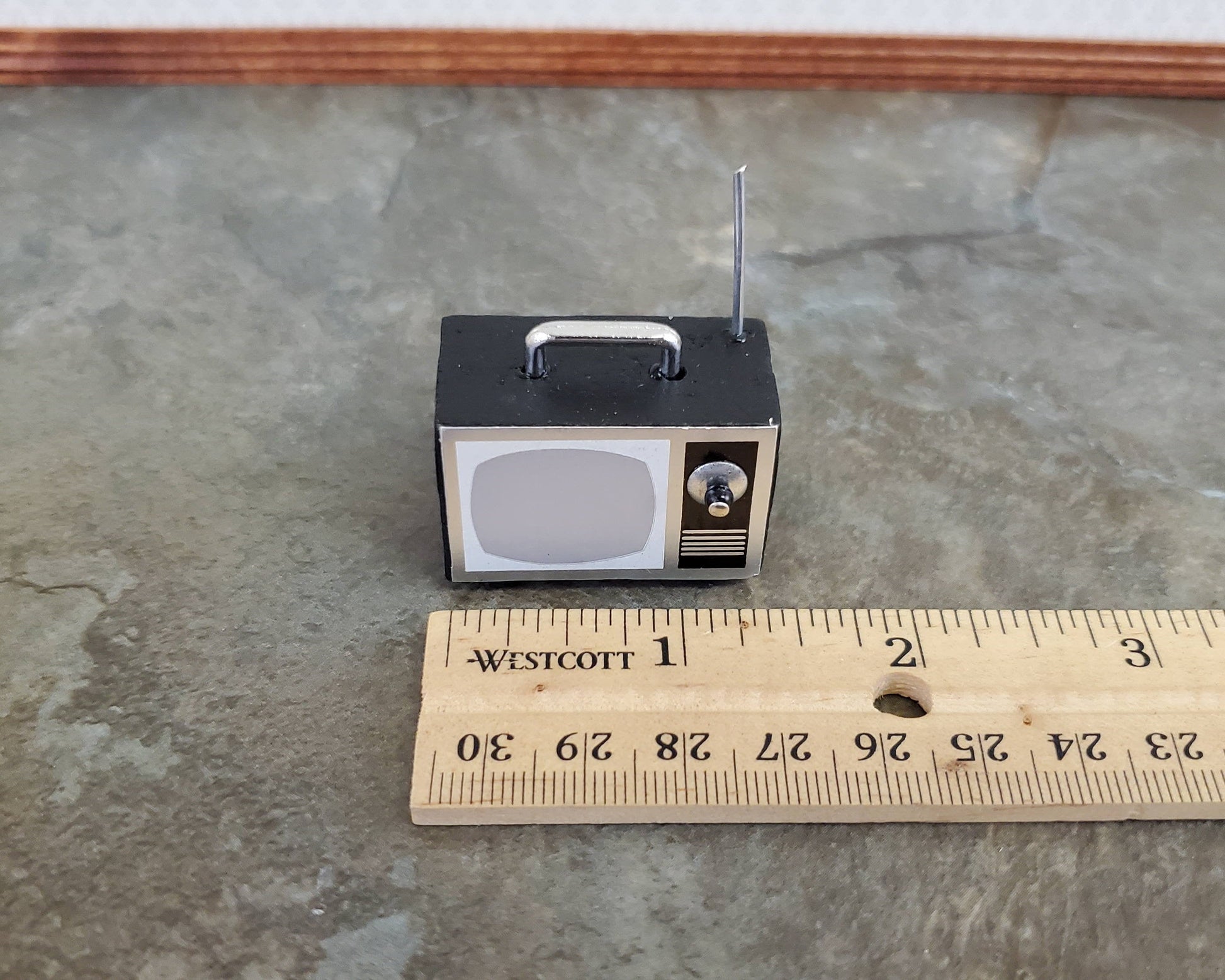 Dollhouse Retro Television TV Set Black & Silver 1:12 Scale Miniature