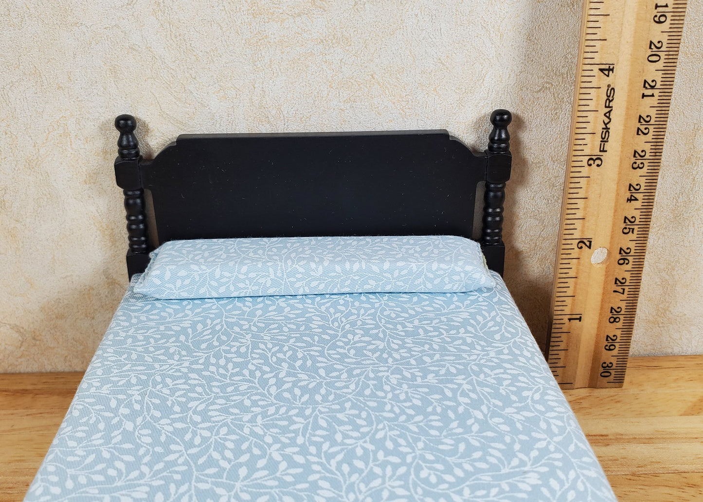 Dollhouse Double Bed Black 1:12 Scale Miniature Wood Furniture