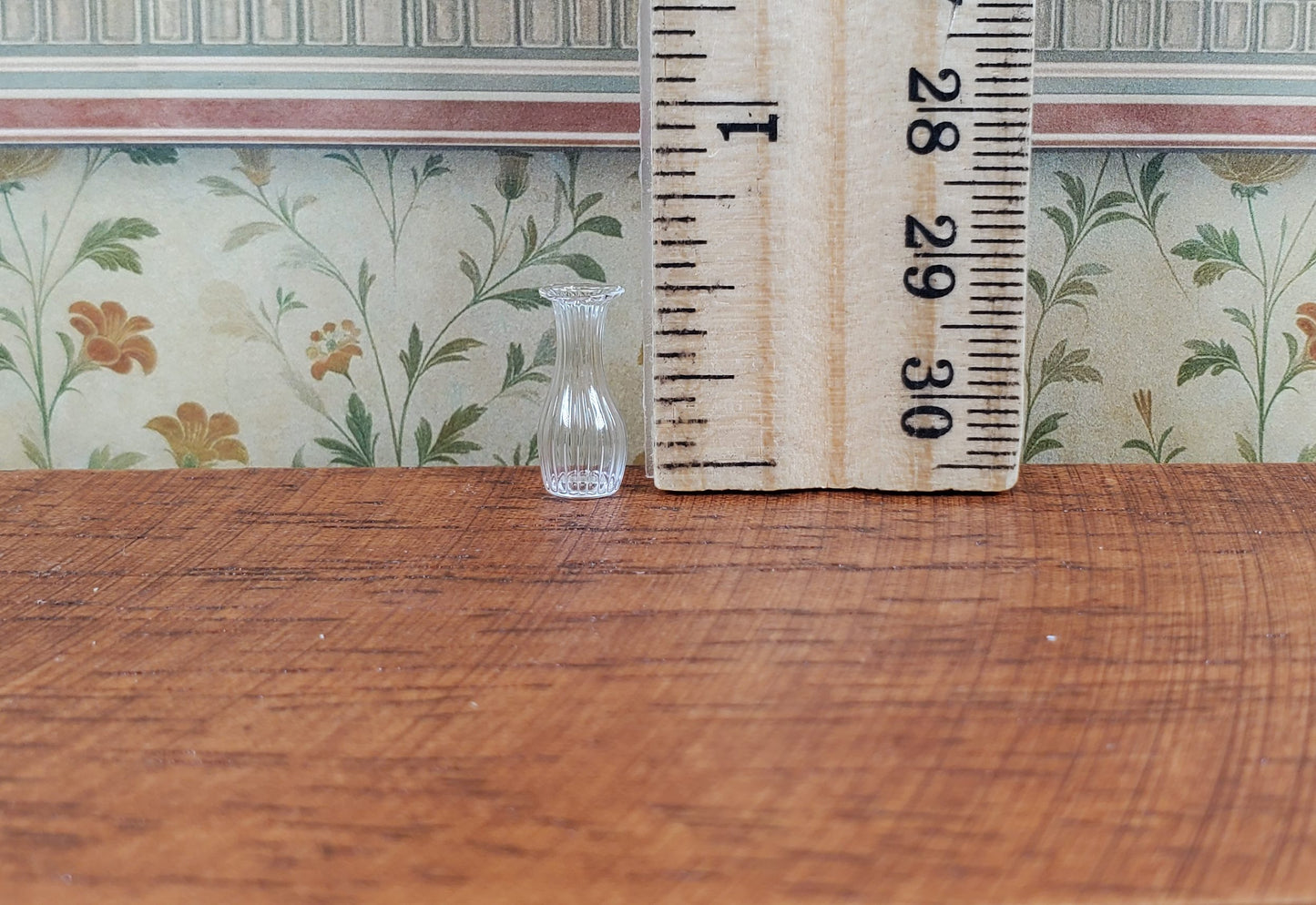 Dollhouse Ridged Glass Bud Vase 1:12 Scale Miniature Flowers Decoration
