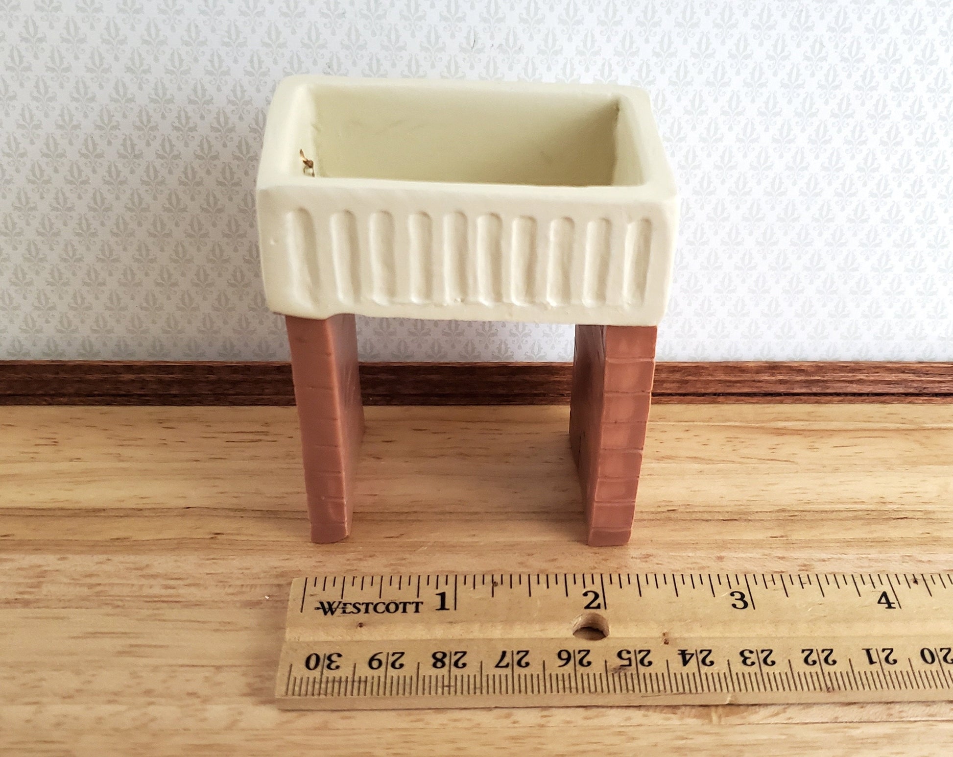 Dollhouse Scullery Utility Sink Vintage Style Resin 1:12 Scale