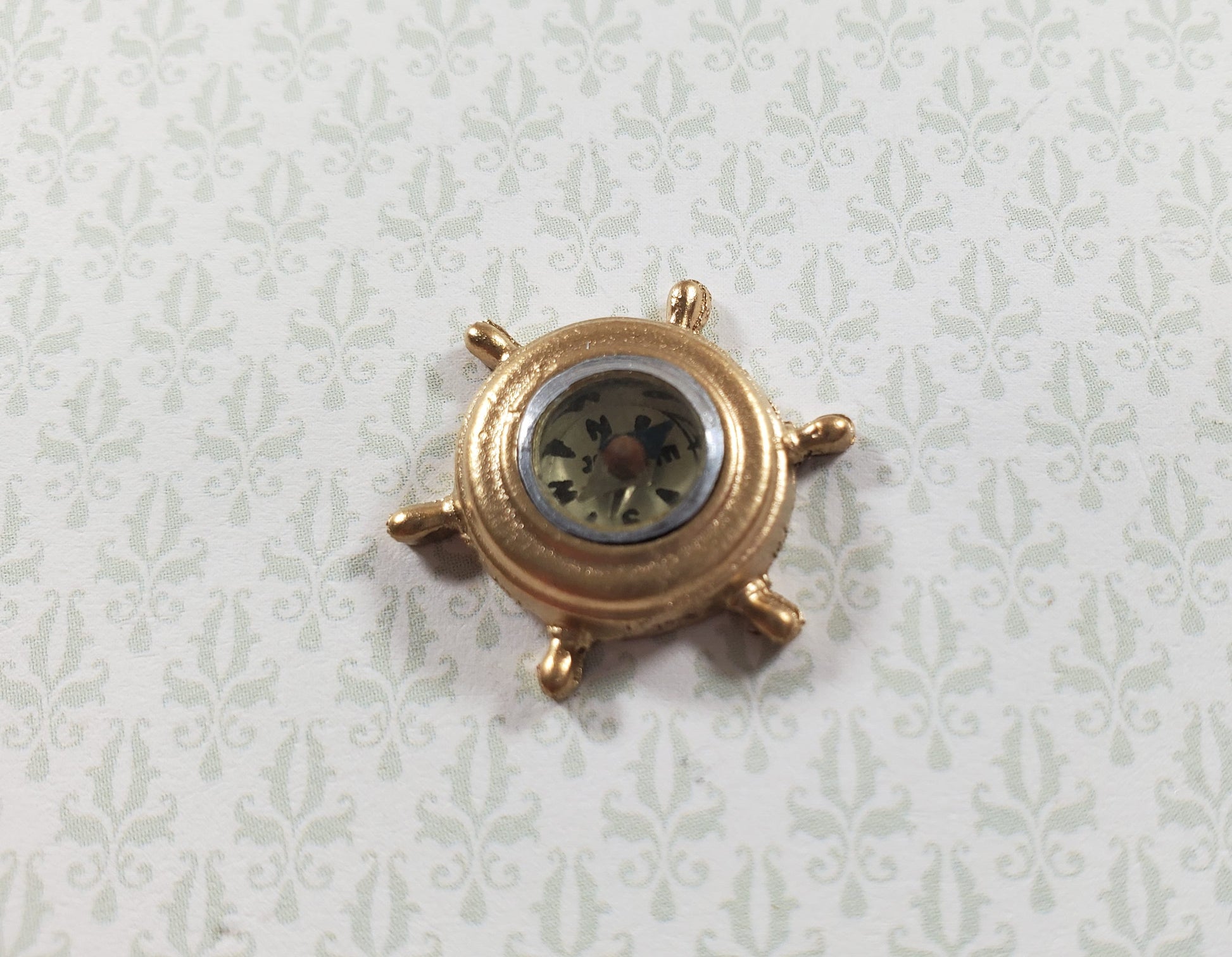 Dollhouse Miniature Ship Wheel Compass Gold Metal Lighthouse Prop