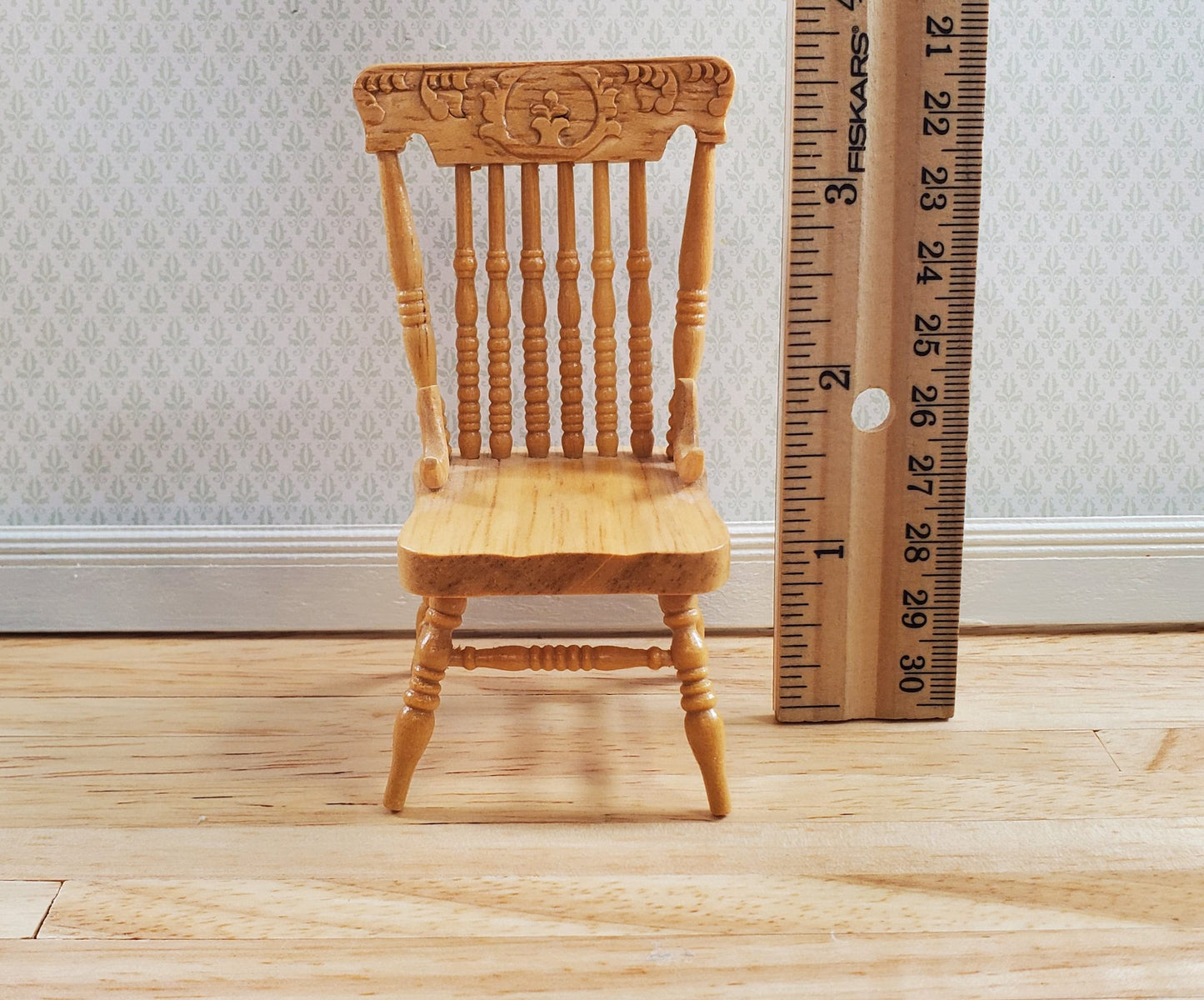 Dollhouse Spindle Back Kitchen Chair Light Oak Finish 1:12 Scale Miniature