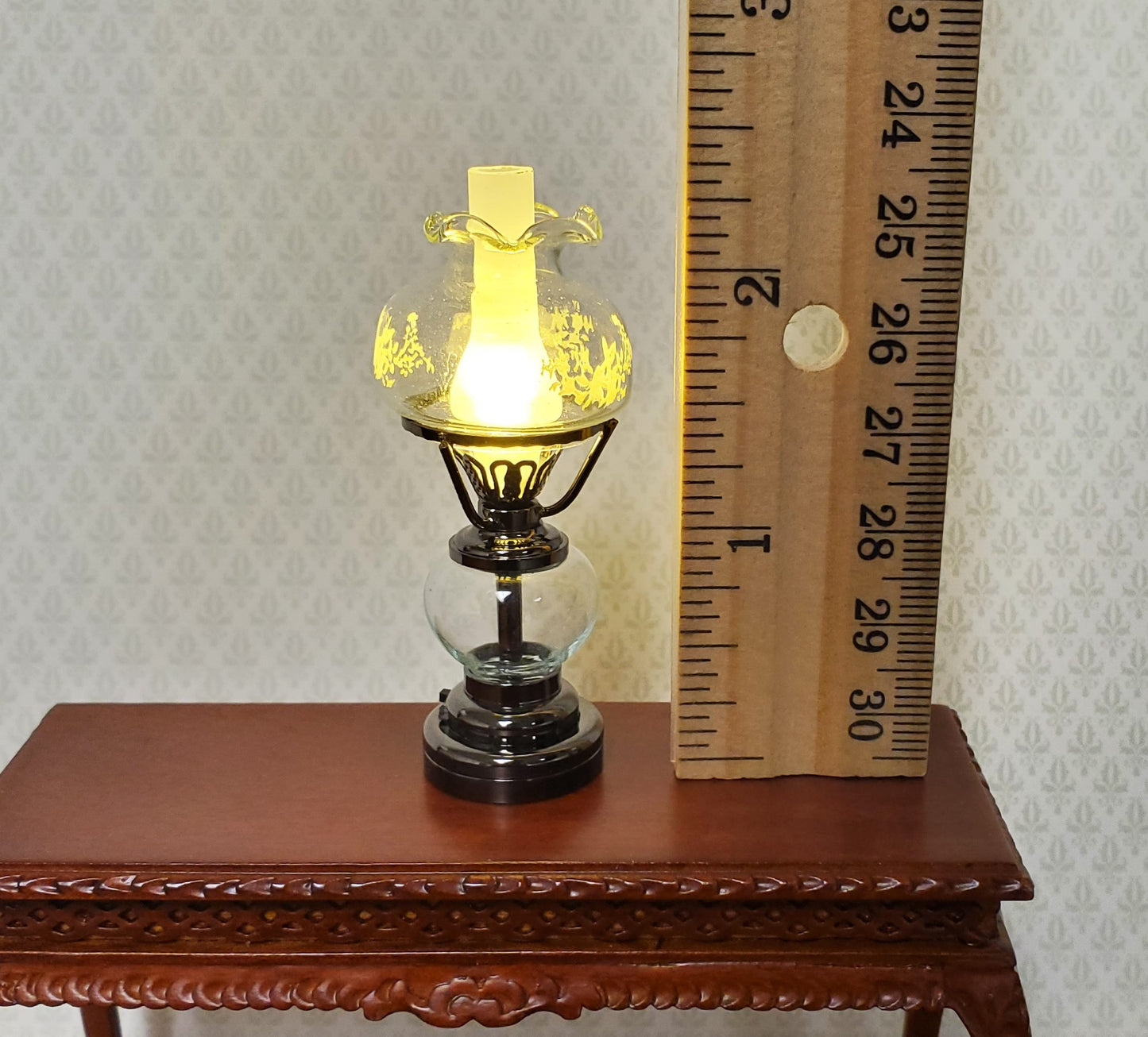 Dollhouse Light Hurricane Oil Lamp Battery Operated 1:12 Scale Chrome Black