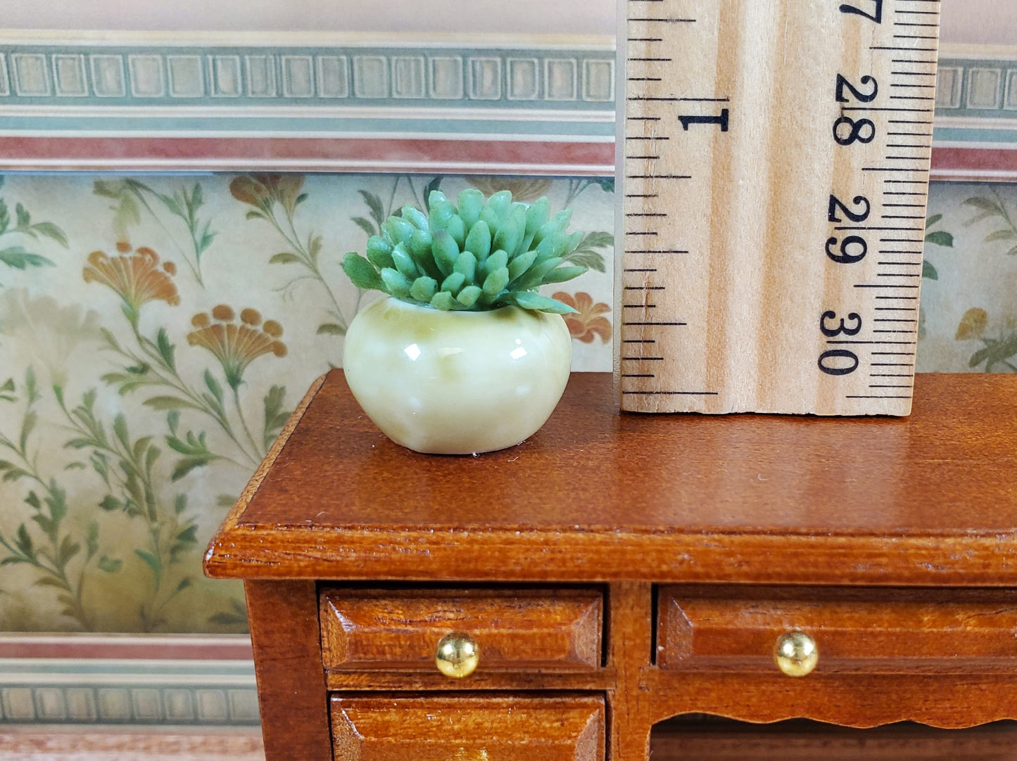 Dollhouse Succulent Plant in a Ceramic Planter 1:12 Scale Miniature Prop