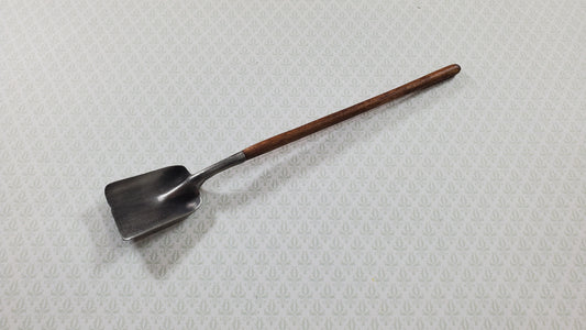Dollhouse Long Handled Flat Square Shovel Sir Thomas Thumb 1:12 Scale Miniature