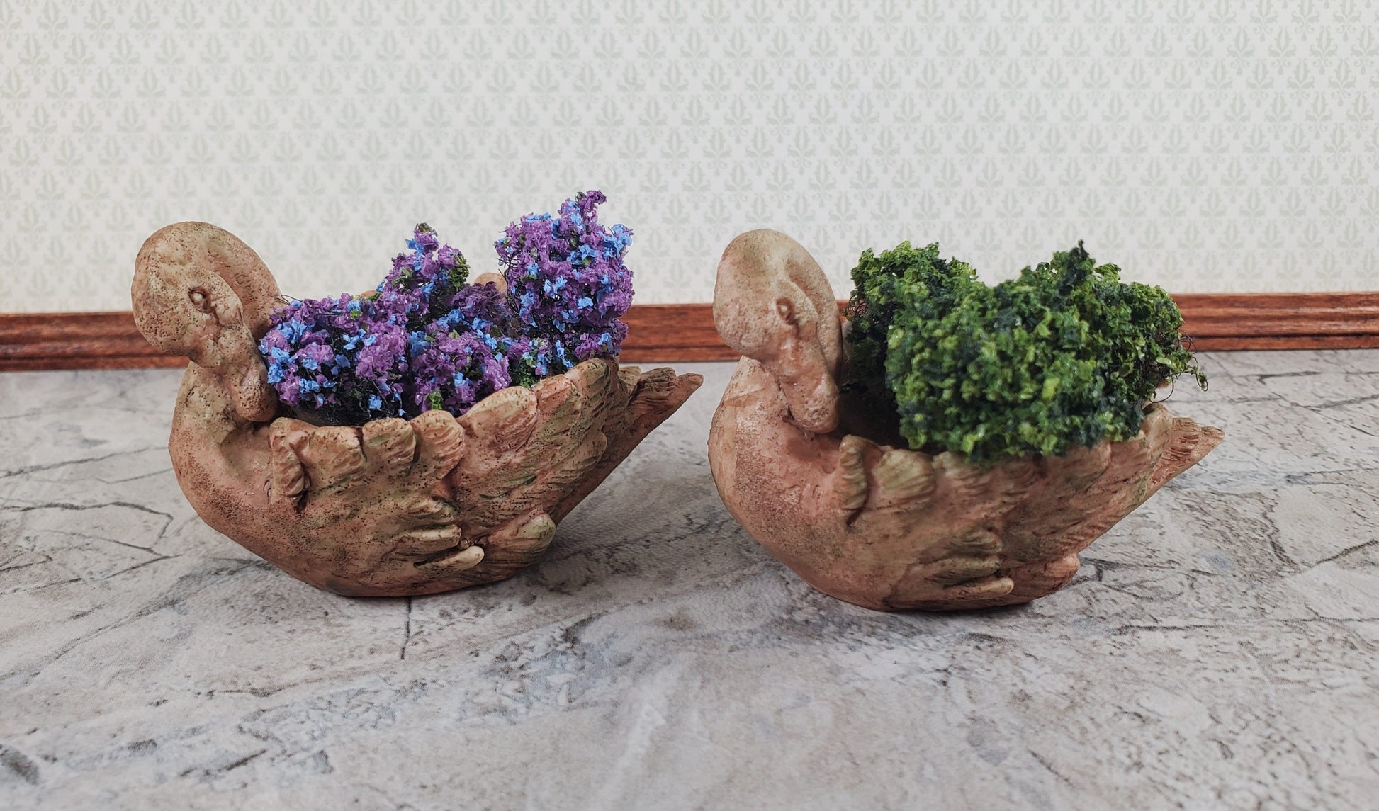 Dollhouse Swan Flower Planters x2 Large by Falcon Miniatures 1:12 Sale A4010GA
