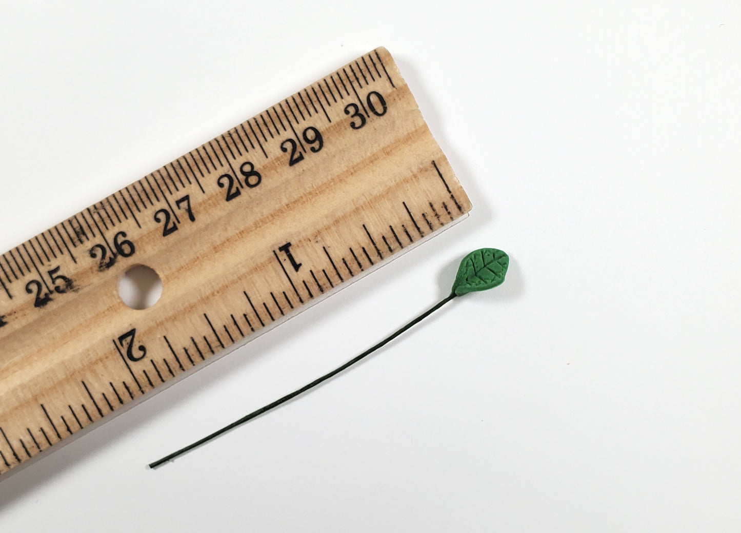 Dollhouse Medium Green Leaves Long Stem Set of 10 Oval 1:12 Scale Miniature