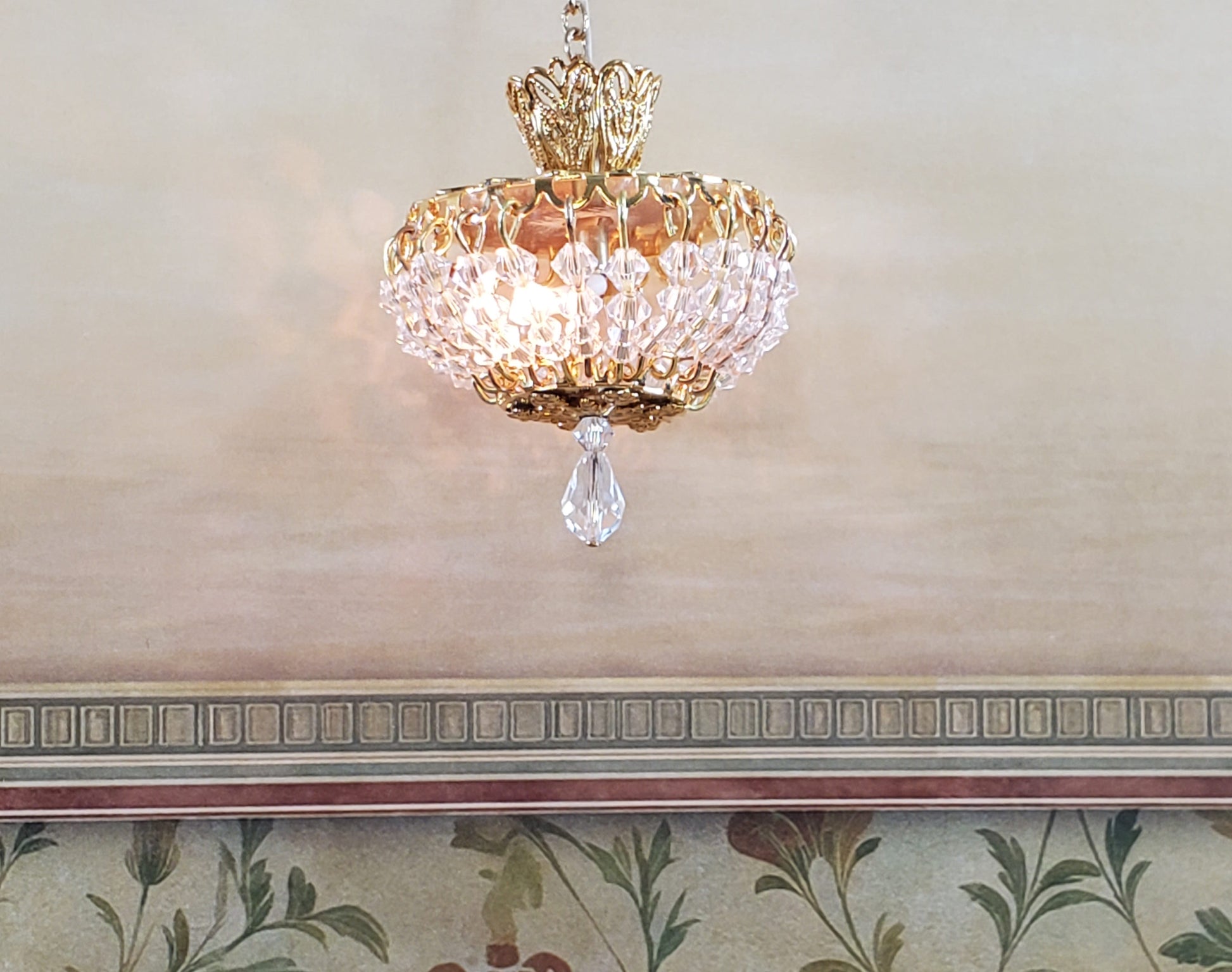 Dollhouse Ceiling Light Real Glass Crystals Low Profile 12 Volt 1:12 Scale Miniature