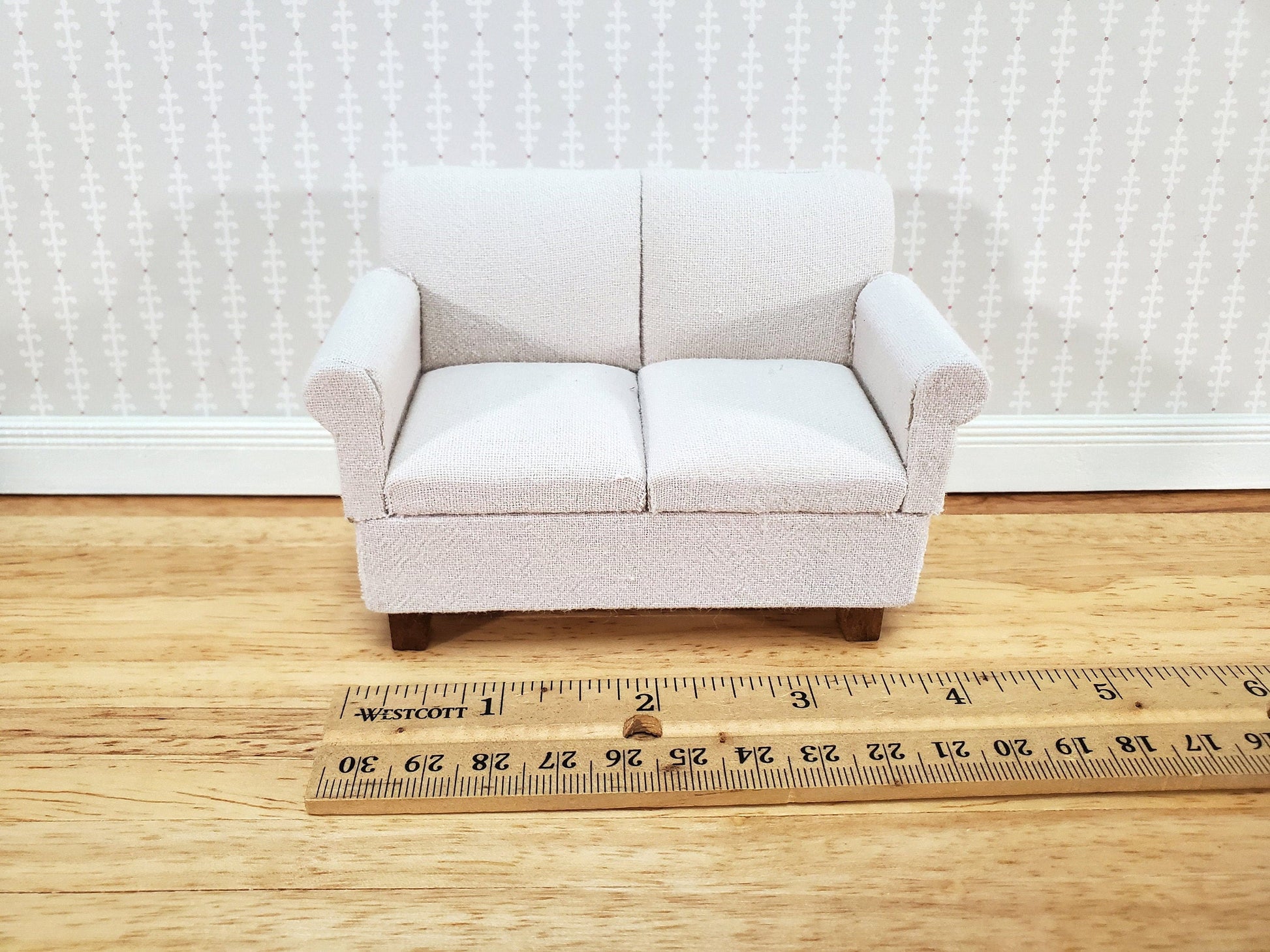 Dollhouse Modern Sofa Cream/Beige Couch Small 1:12 Scale Miniature Furniture