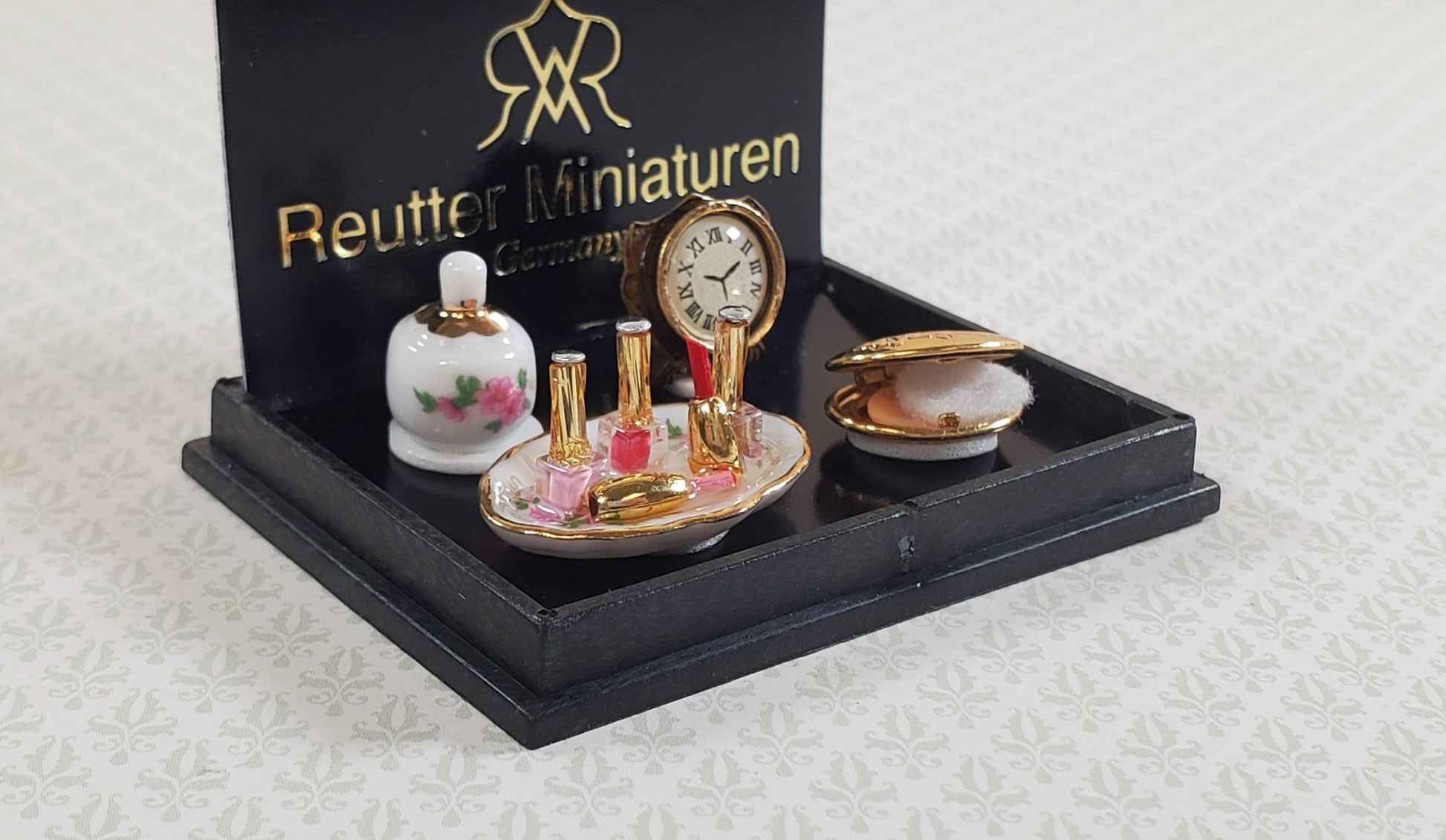 Dollhouse Vanity Set Make Up Nail Polish Clock Reutter Porcelain 1:12 Scale Miniatures