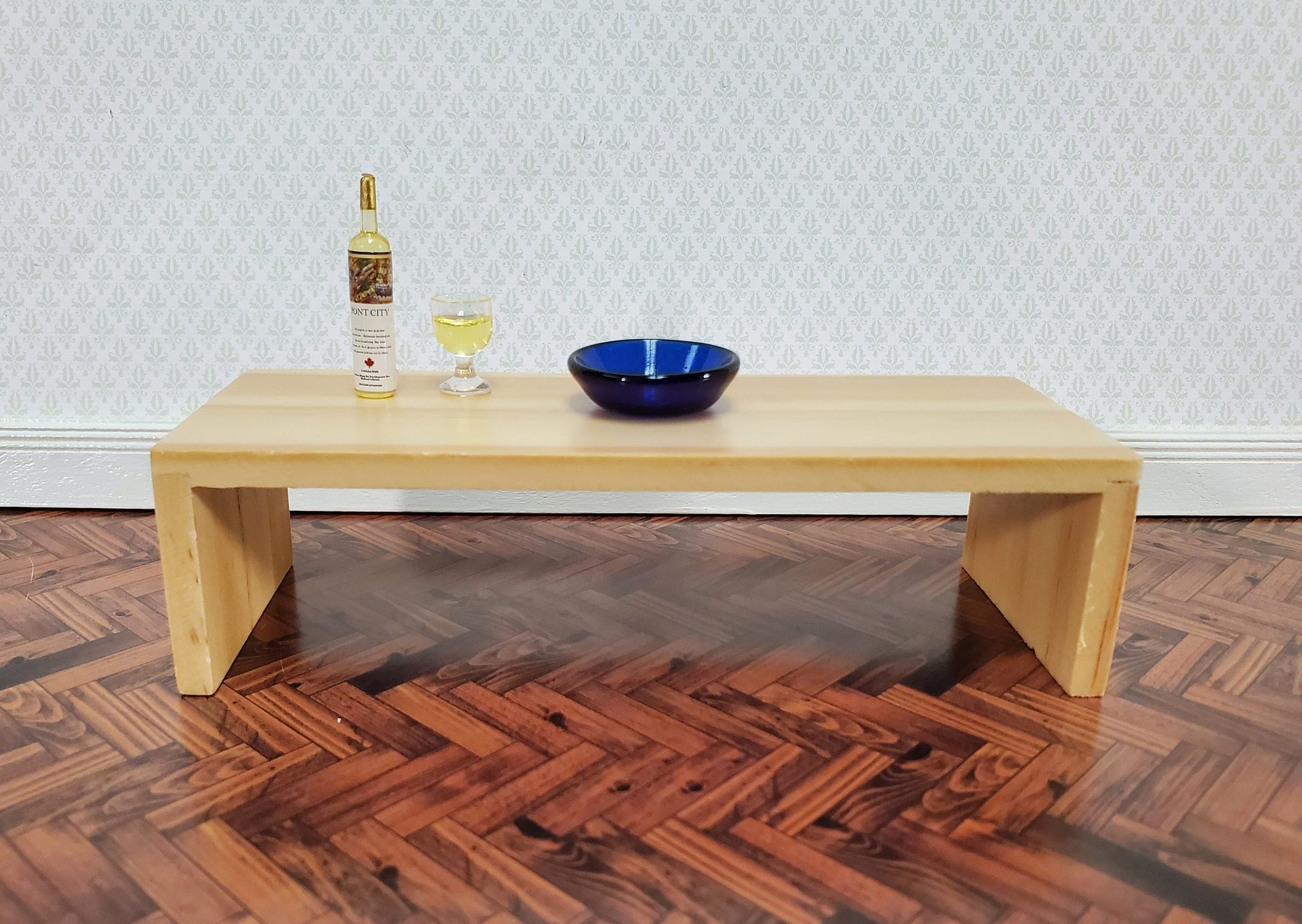 Dollhouse Modern Coffee Table Light Oak Finish 1:12 Scale Miniature Furniture