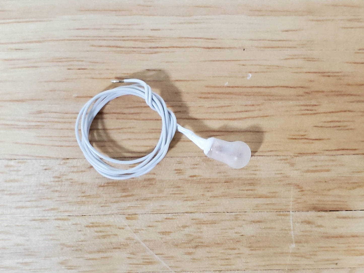 Cir-Kit Pea Bulb Frosted Light Fixture with Wire 1:12 Scale Dollhouse Miniature Attics Closets - Miniature Crush