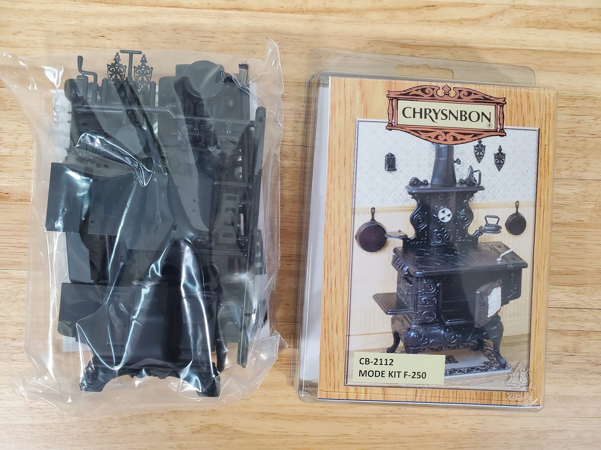 Dollhouse Chrysnbon Cooking Stove KIT Victorian Style Plastic 1:12 Scale Miniature