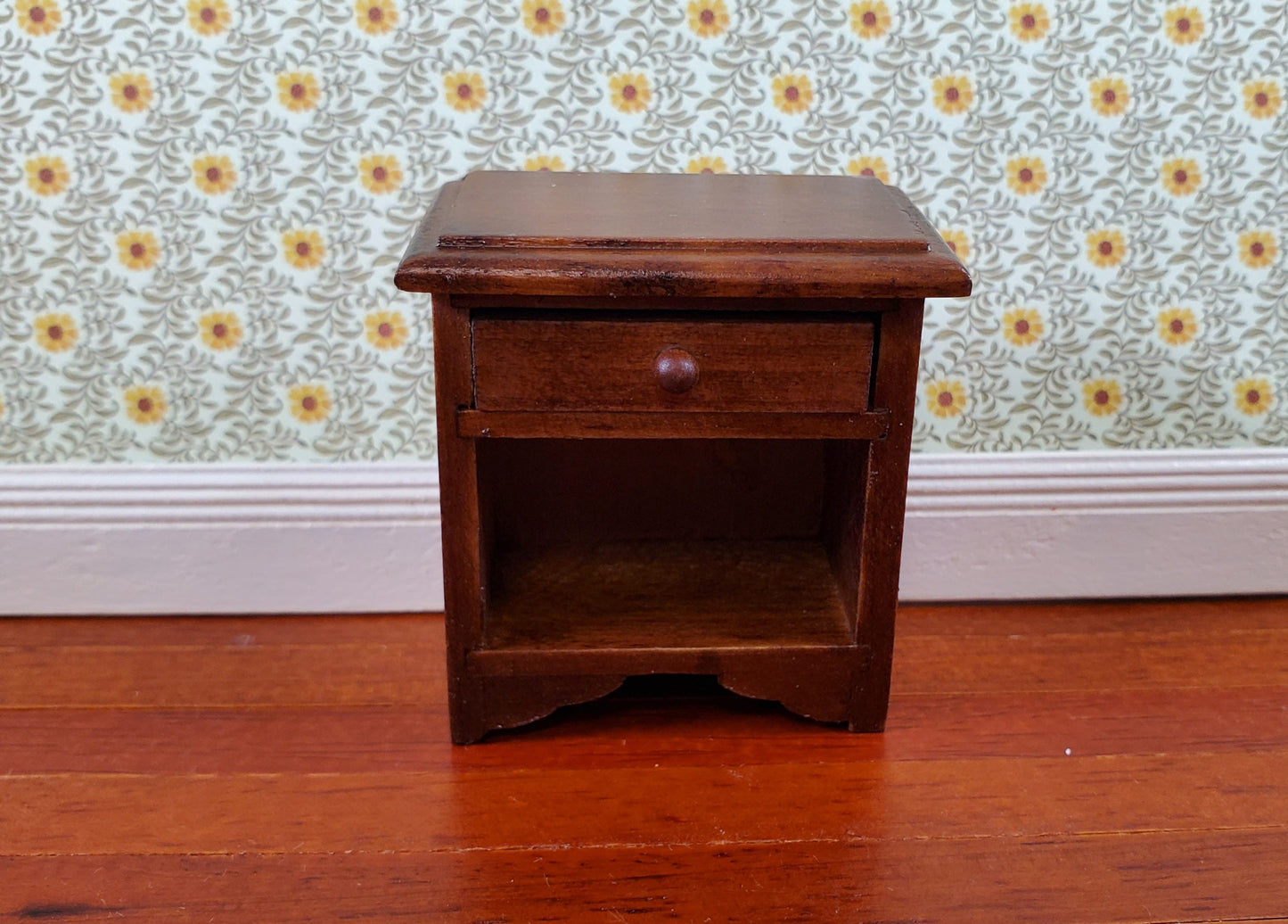 Dollhouse Miniature Nightstand Side Table with Drawer 1:12 Scale Furniture