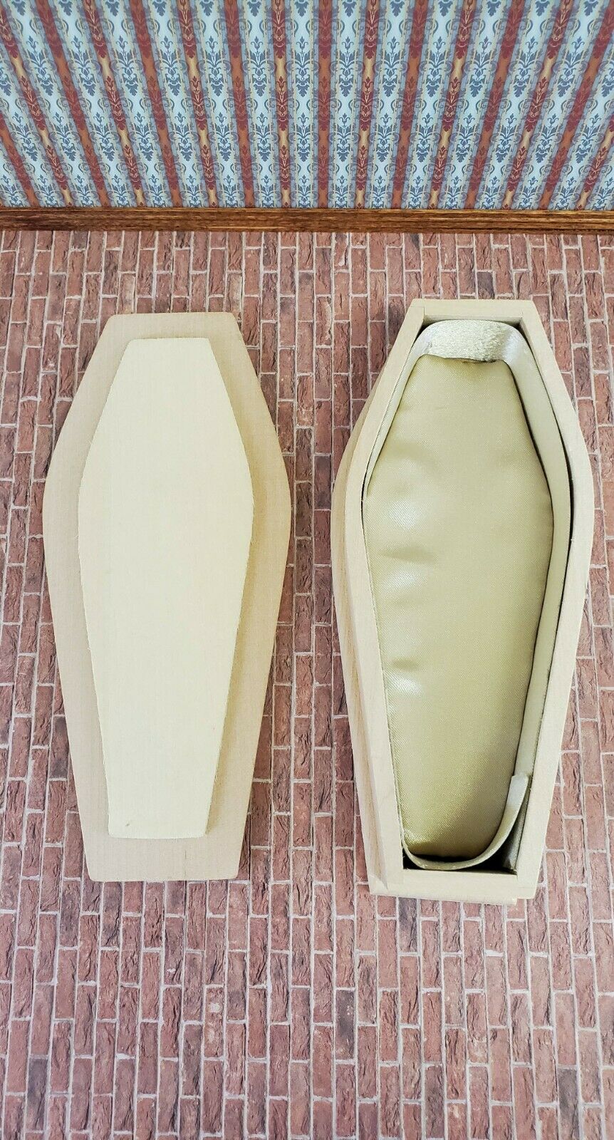 Dollhouse Miniature Coffin Opens Lined Unpainted Wood 1:12 Scale 6 3/4"