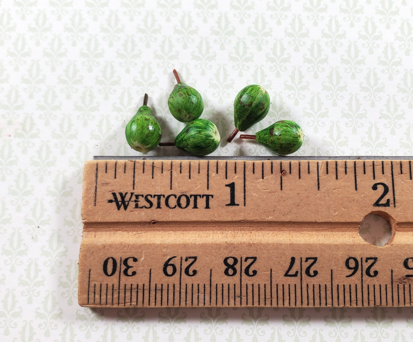Dollhouse Green Pears Set of 5 1:12 Scale Miniature Kitchen Food
