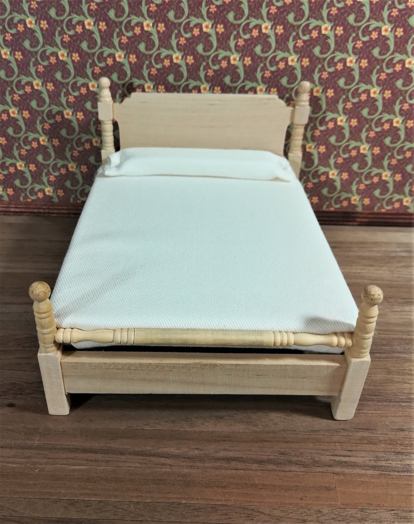 Dollhouse Double Bed Unvarnished Wood DIY Furniture 1:12 Scale Miniature
