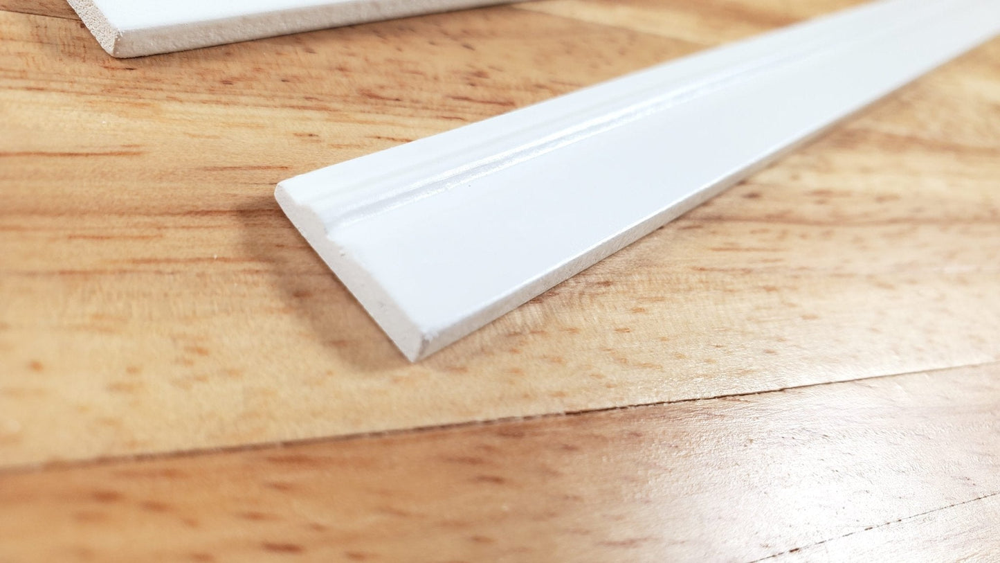 Dollhouse Baseboard 5 Pieces Trim White 1.5cm x 45cm long 1:12 Scale Skirting - Miniature Crush