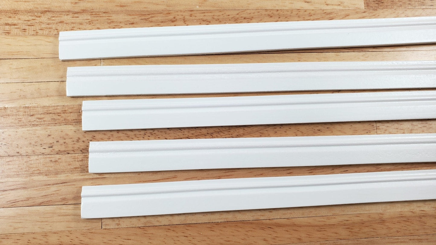 Dollhouse Baseboard 5 Pieces Trim White 1.5cm x 45cm long 1:12 Scale Skirting - Miniature Crush