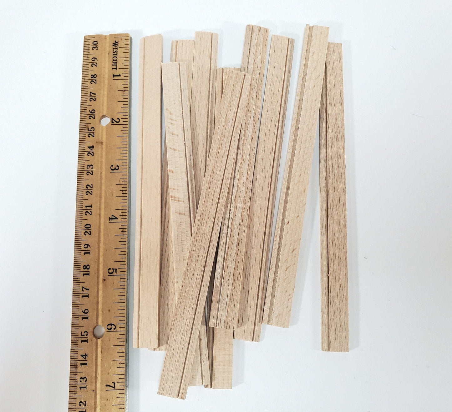 Dollhouse Baseboard Trim or Molding 10 Short Pieces 1/2" wide x 6" 1:12 Scale Miniature - Miniature Crush