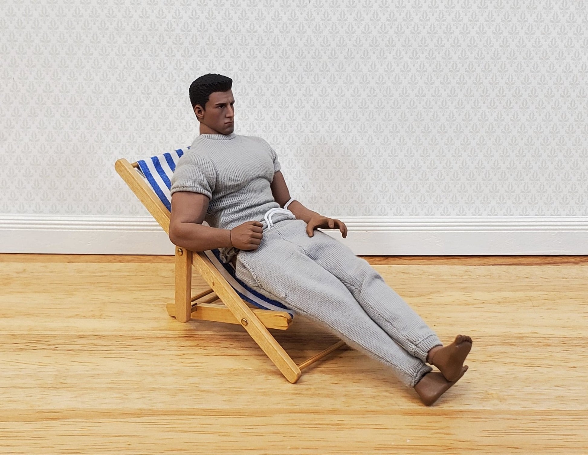 Dollhouse Beach Lounge Chair Folding 1:12 Scale Miniature Furniture - Miniature Crush