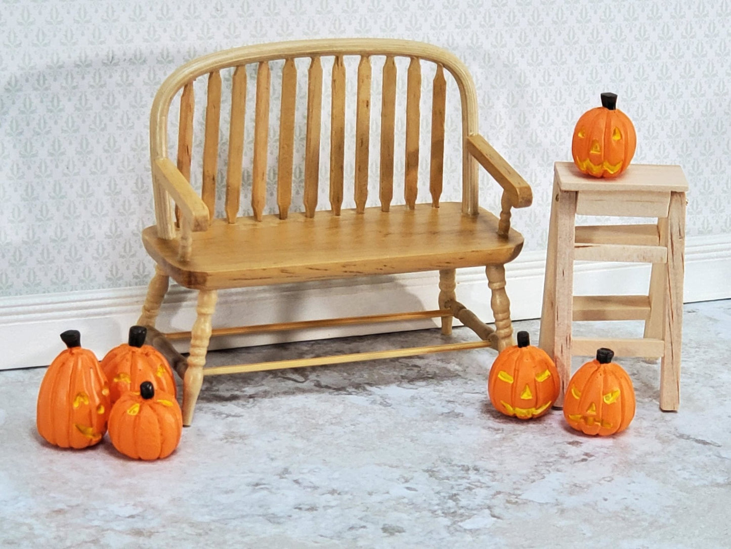 Dollhouse Bench Colonial Windsor Style Light Oak Finish 1:12 Scale Miniature Furniture - Miniature Crush